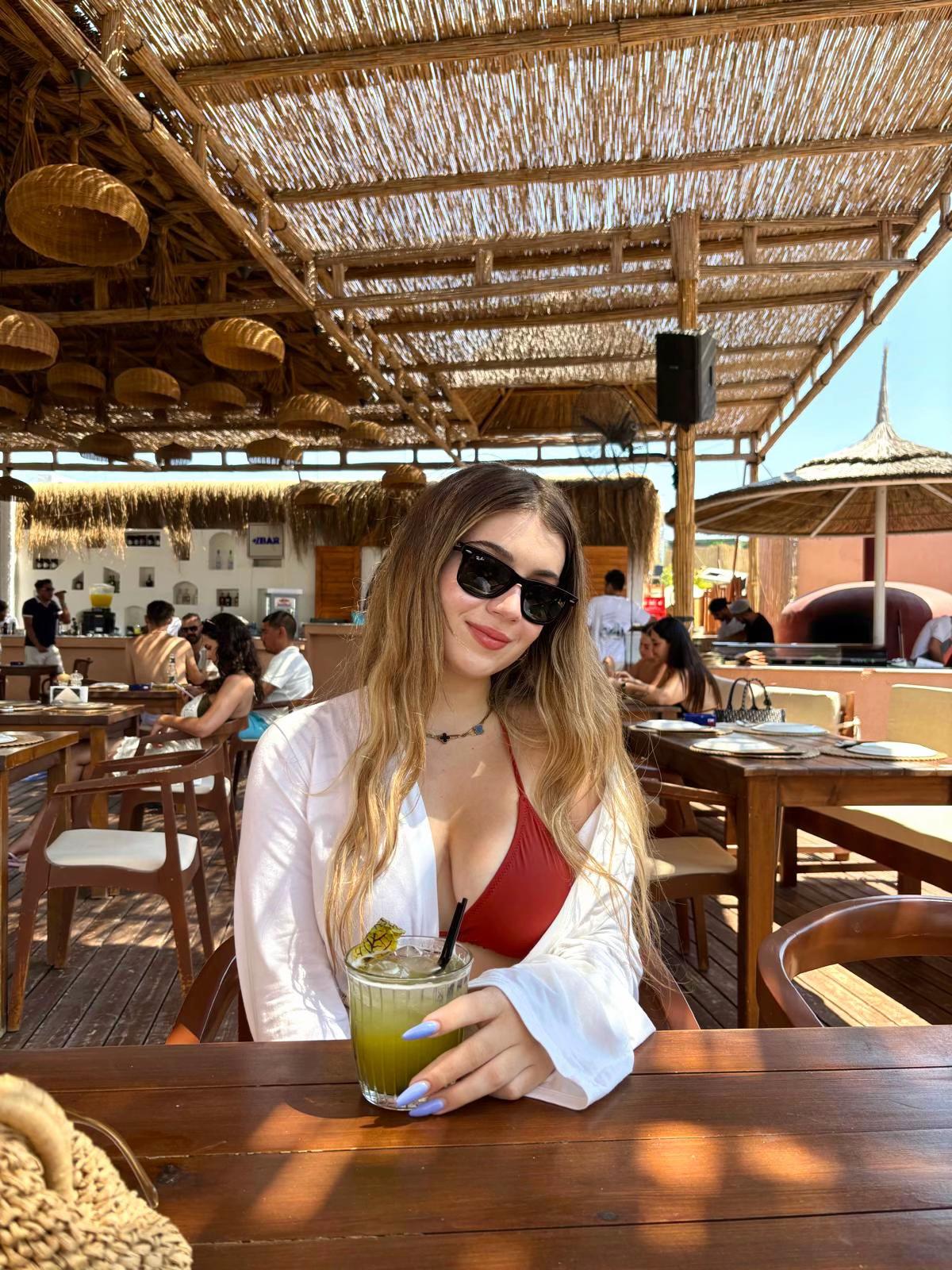 @zeyneperdoogan