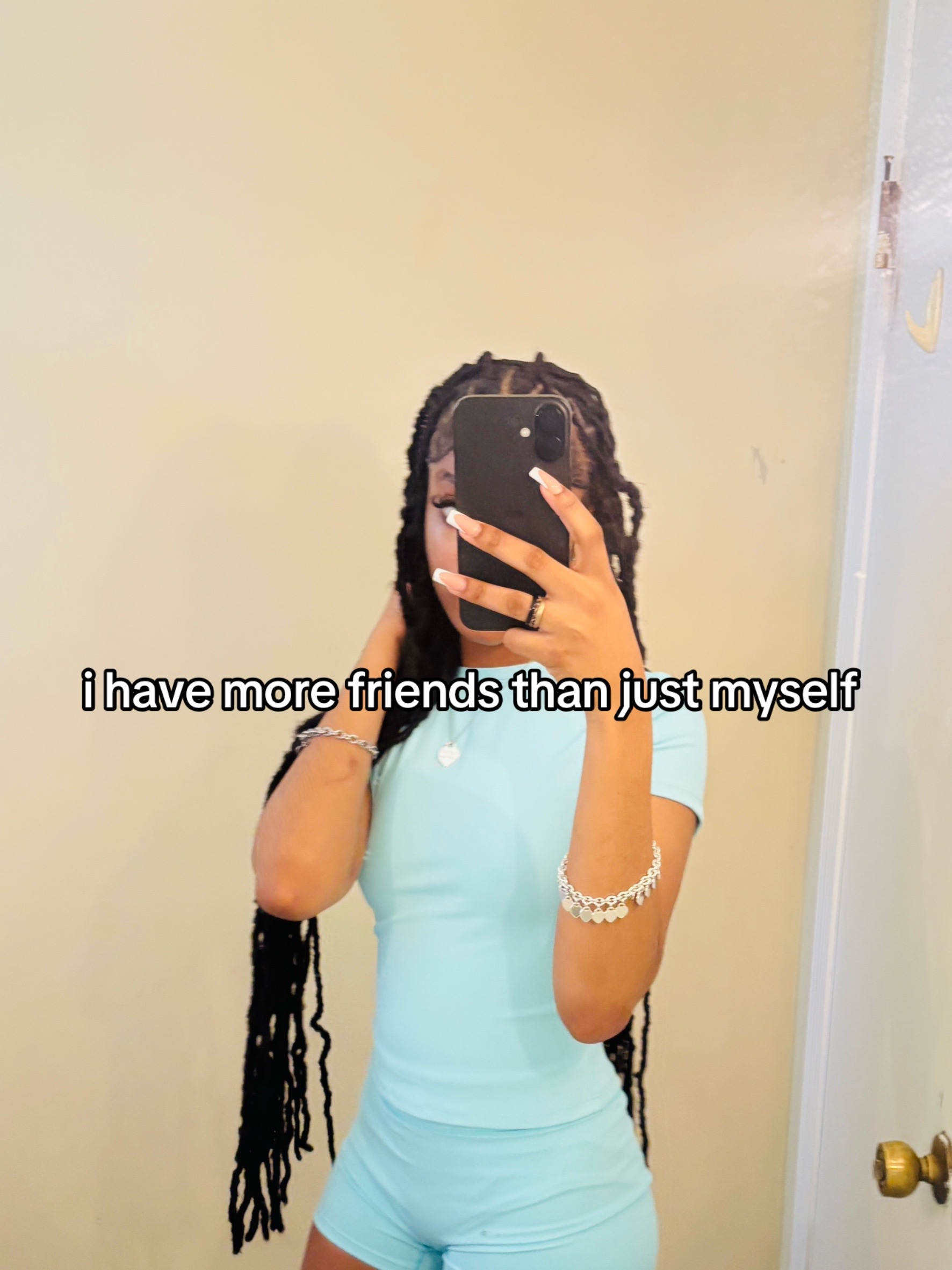 @queenshy