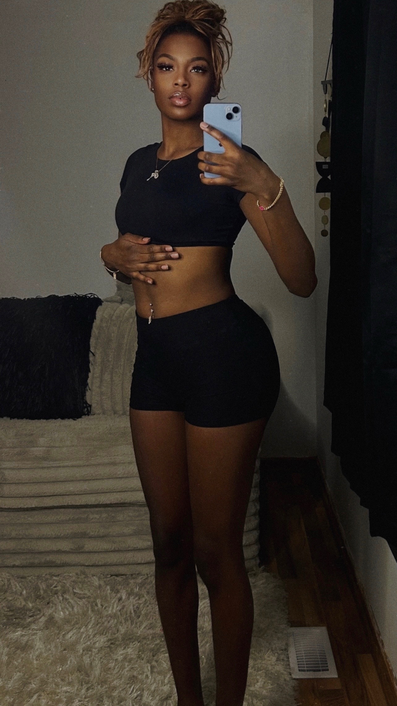 @ᥫkaylaalexis