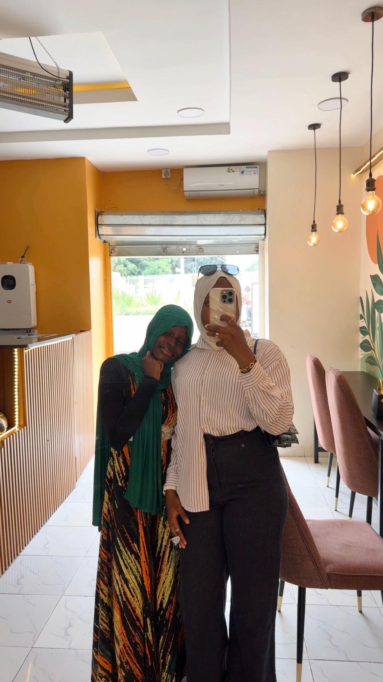 @Khayrah_o