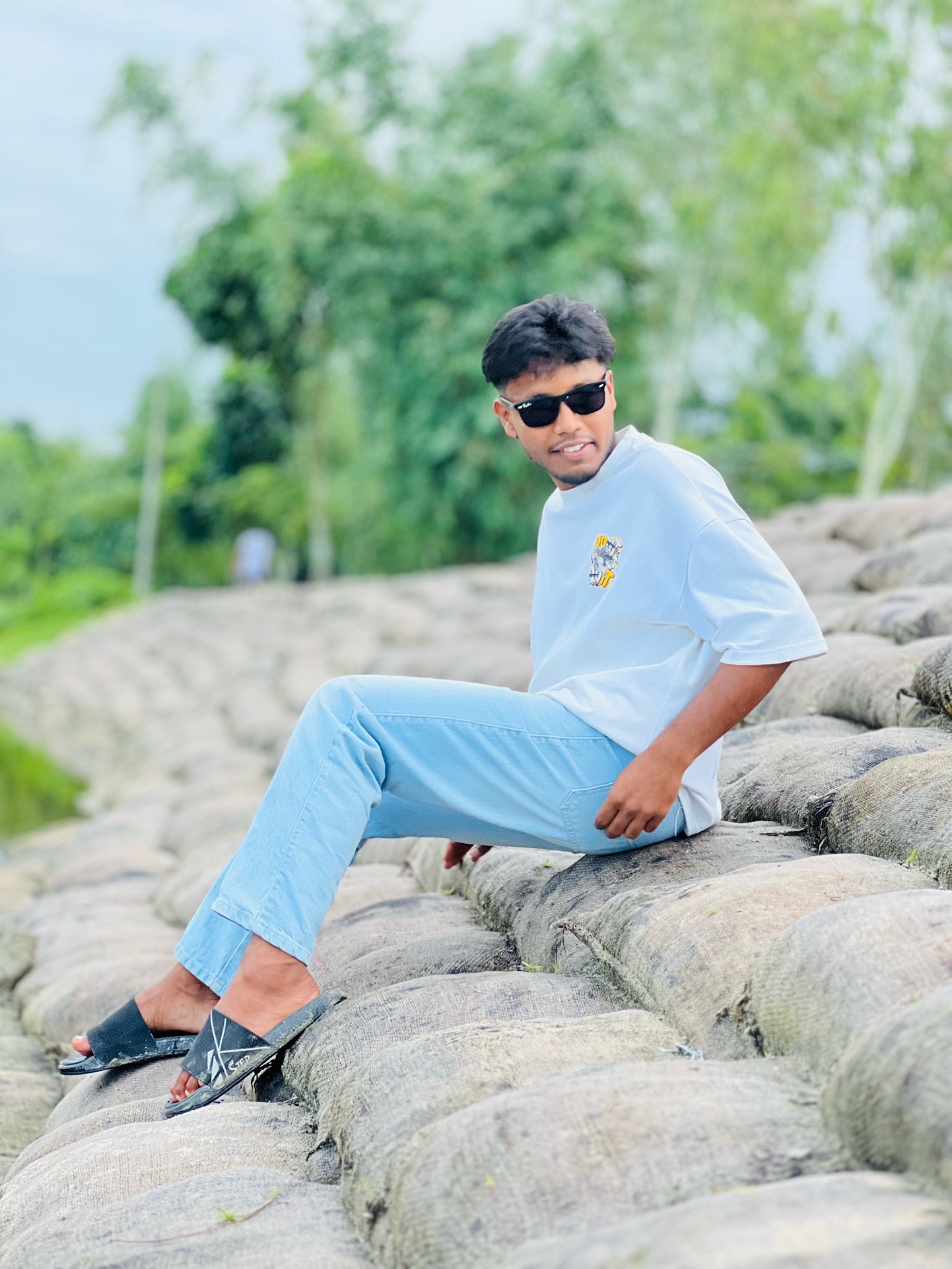 @⚡EMRAN ⚡