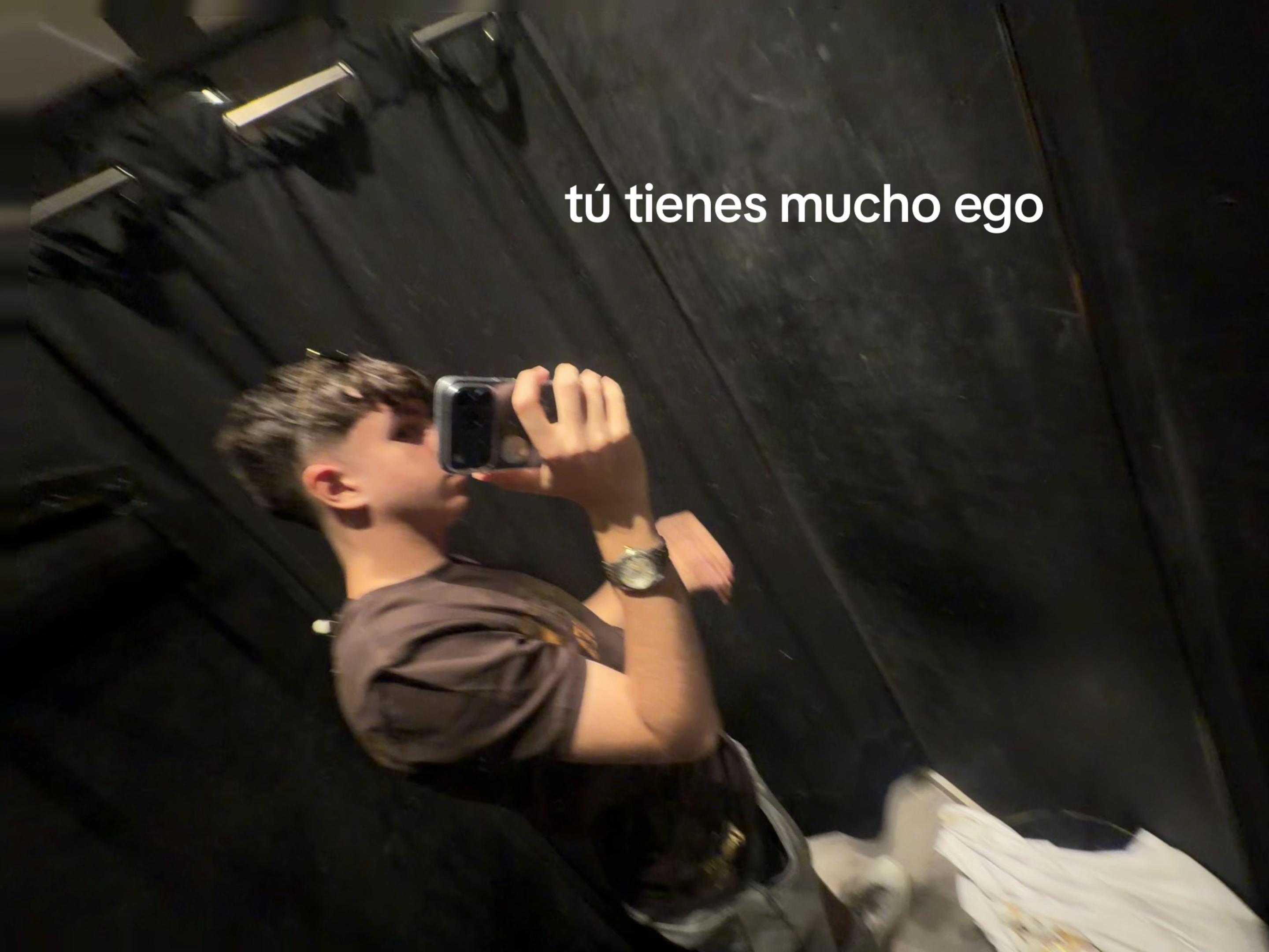 @🎧