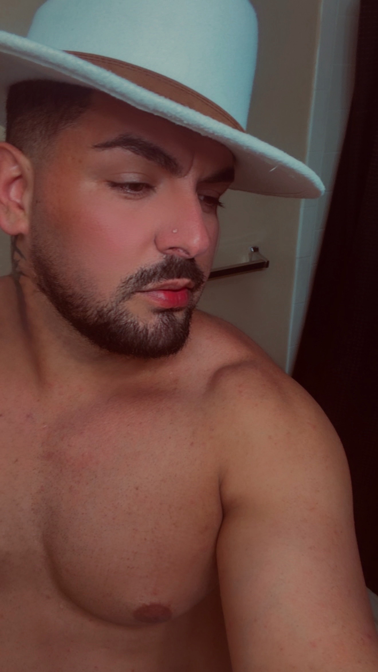 @Cesariquito