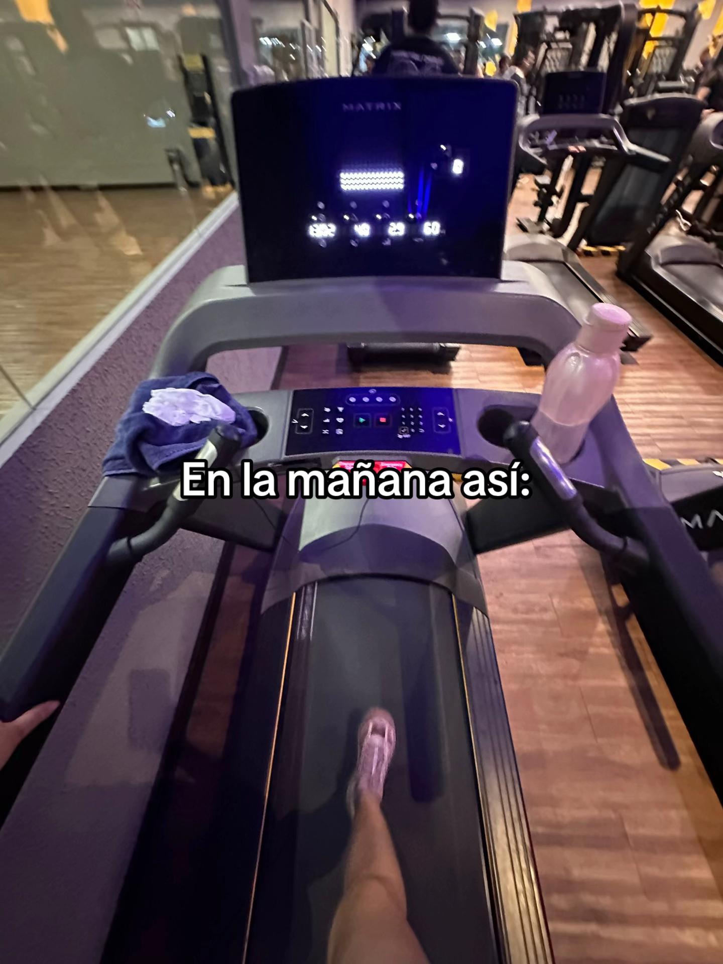 @lachicadelcentro