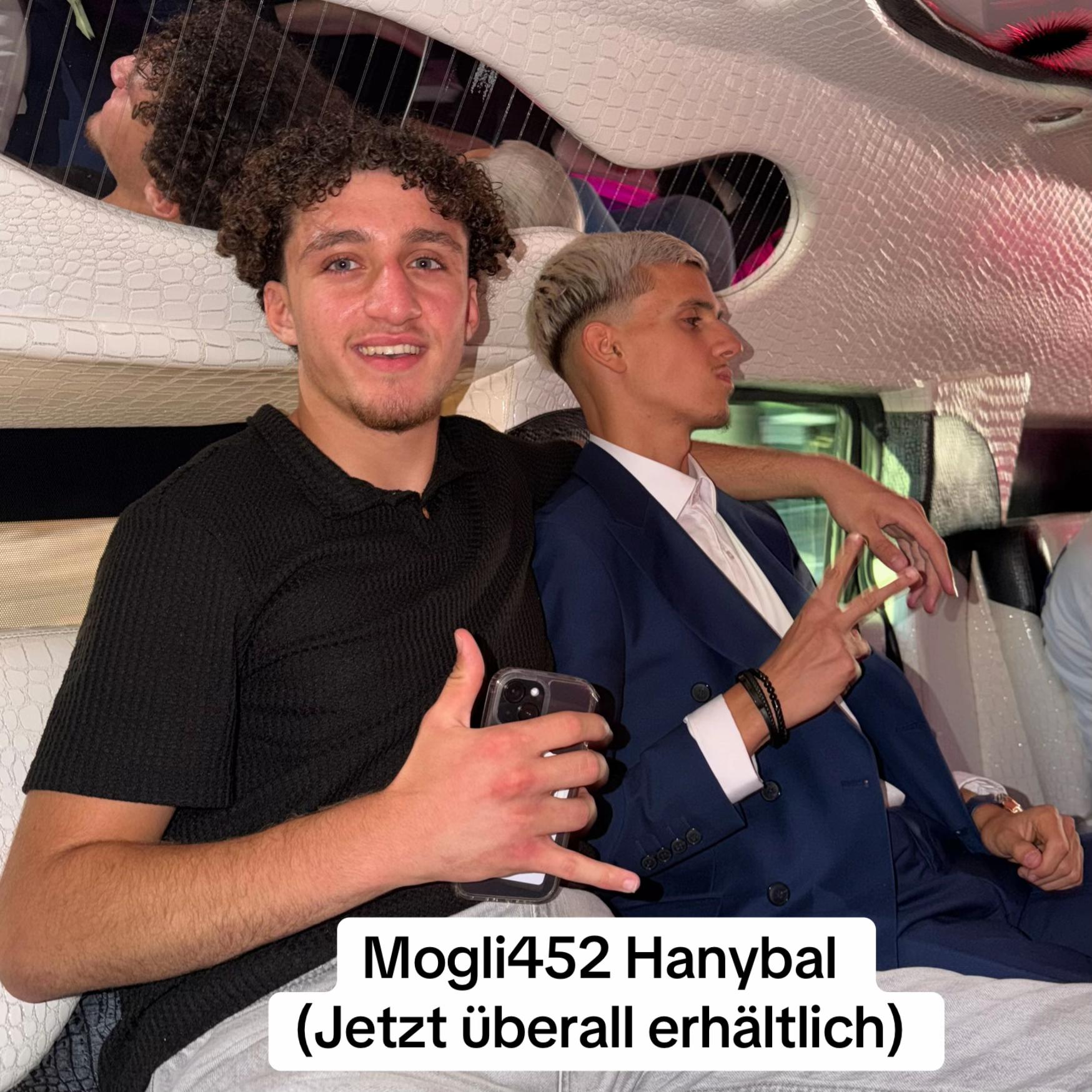 @Mogli🎙️😏