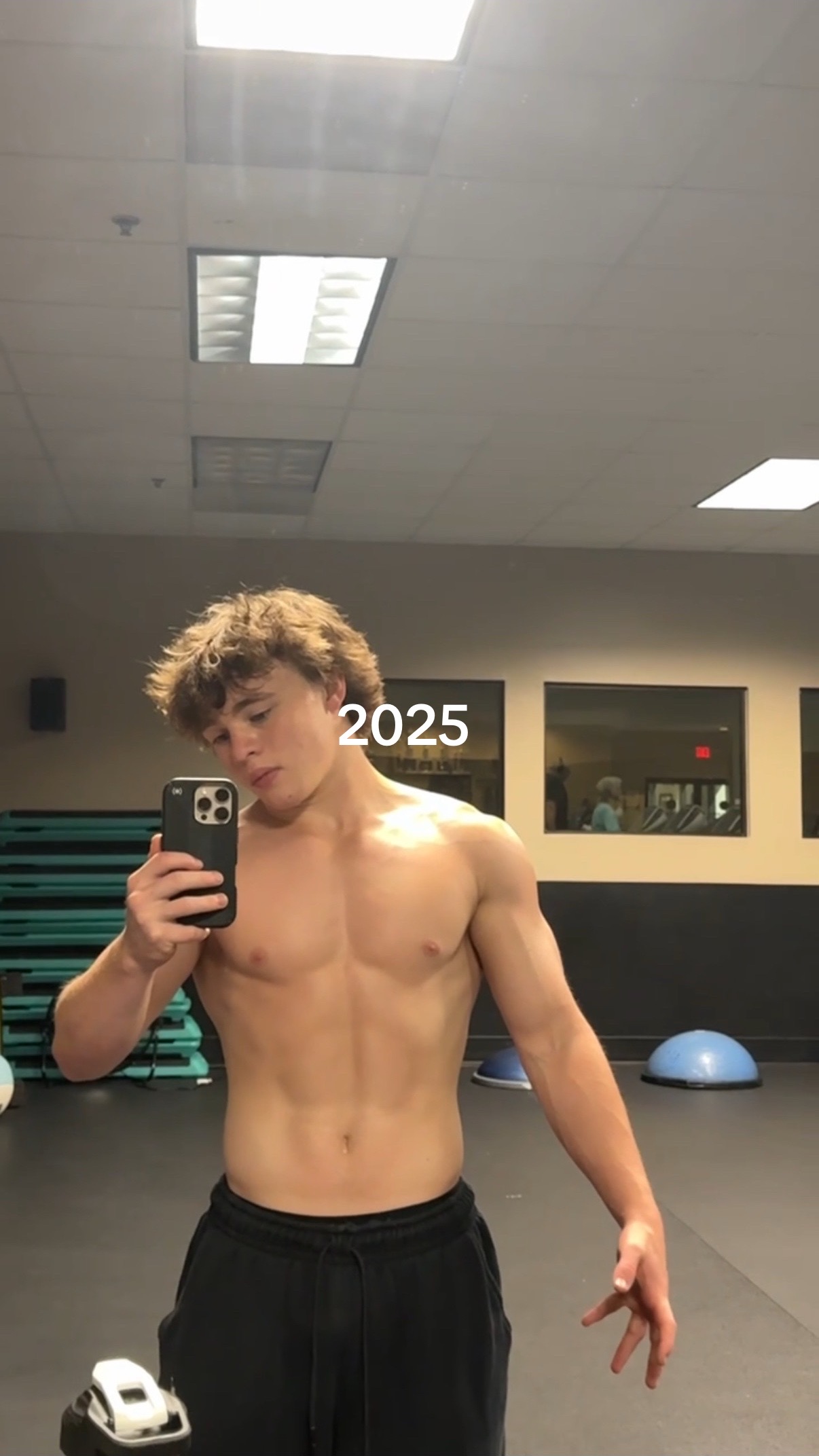 @Thomai