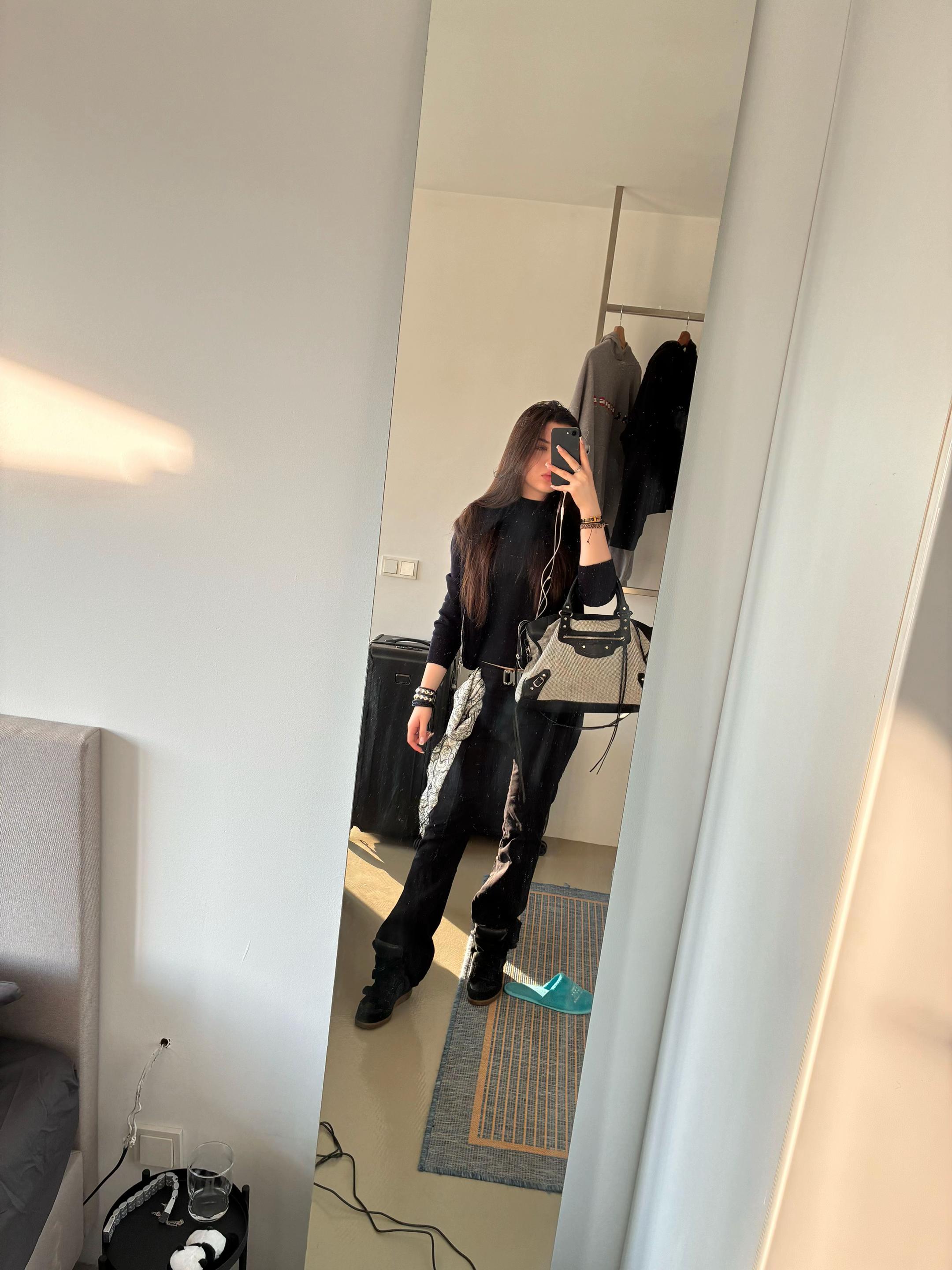 @eva
