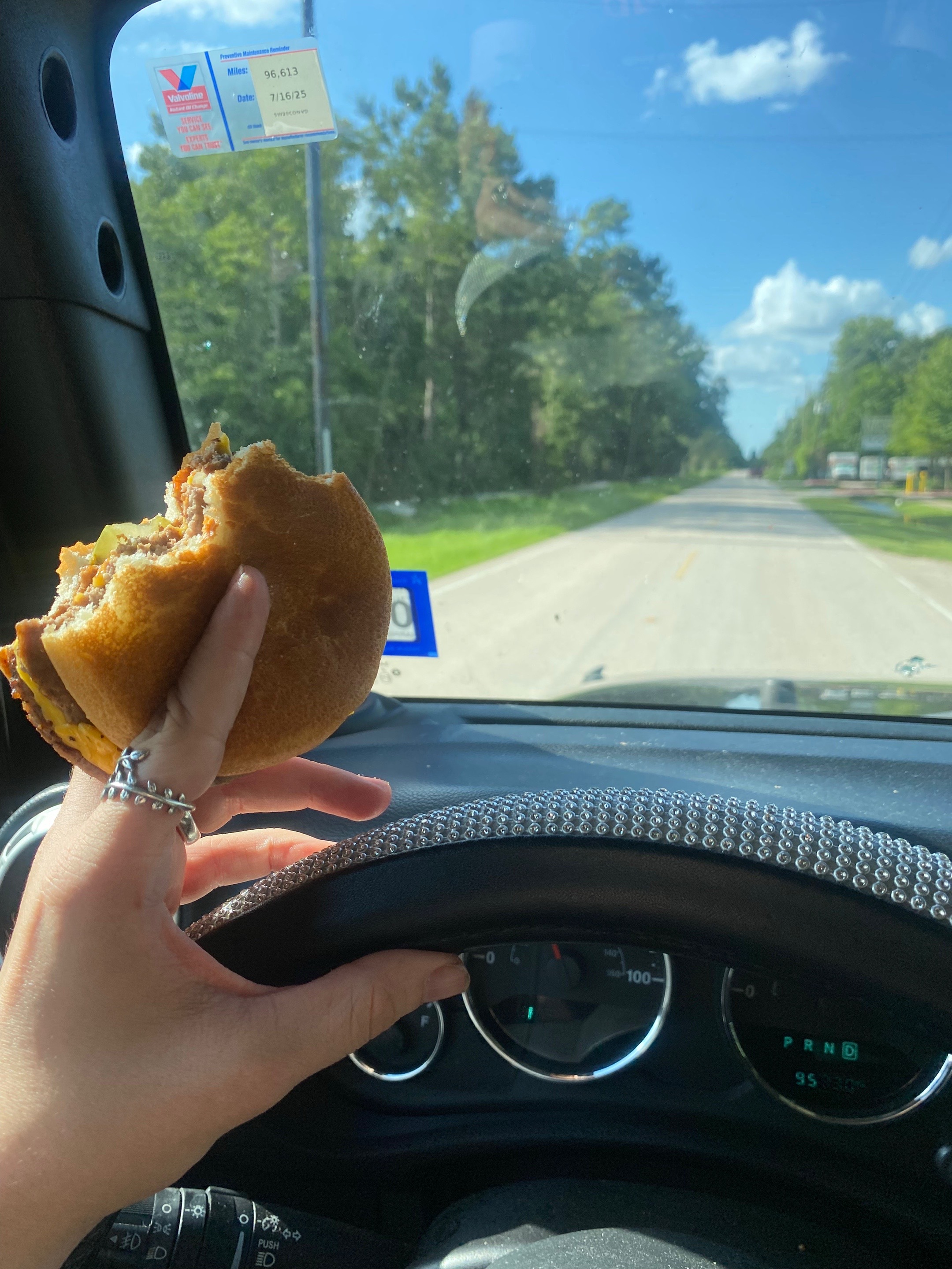 @LINDA-NICOLE