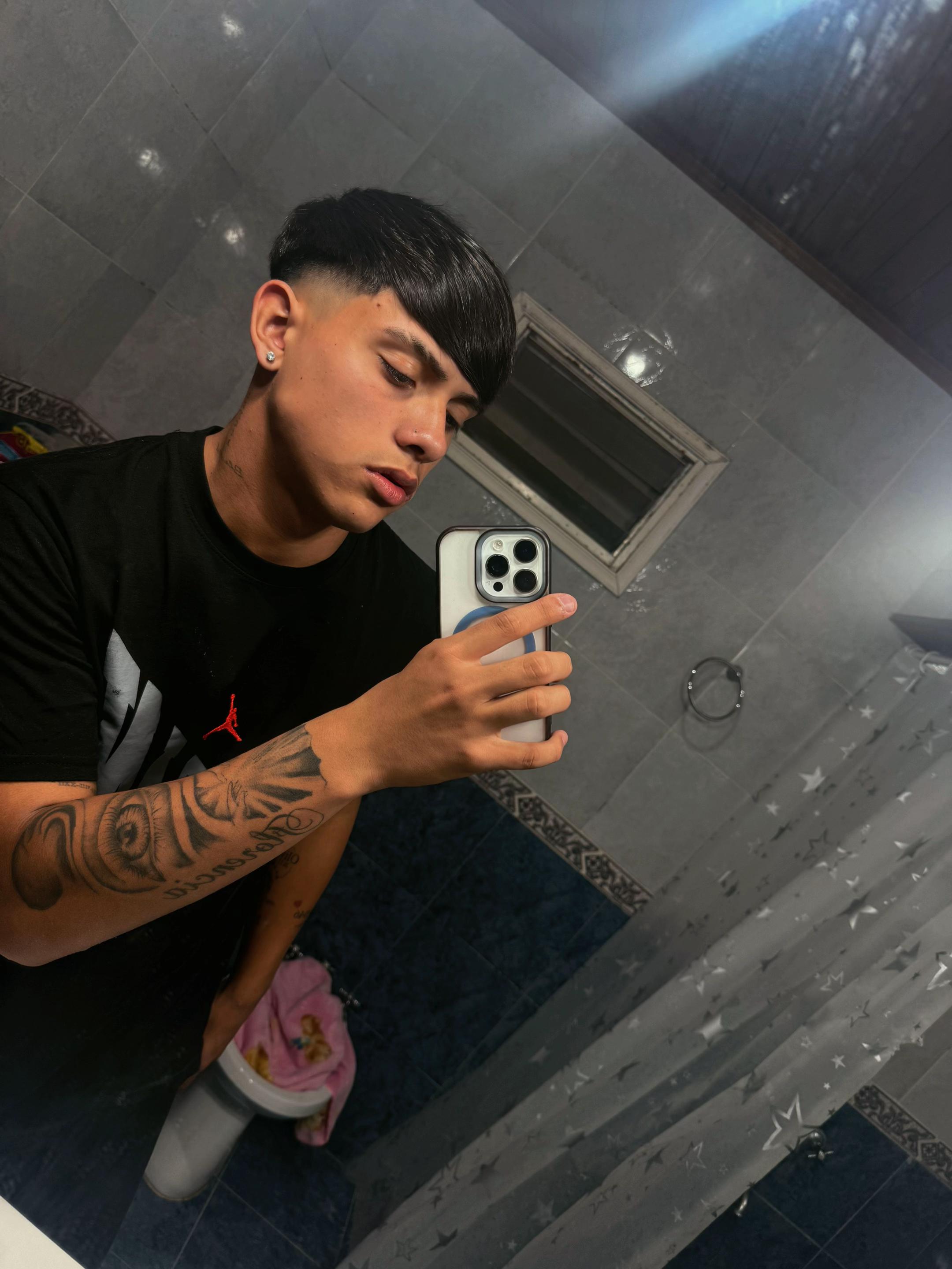 @Santiiiiinooo
