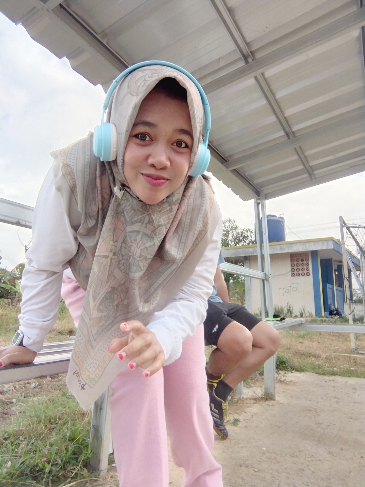 @Dhindhiya