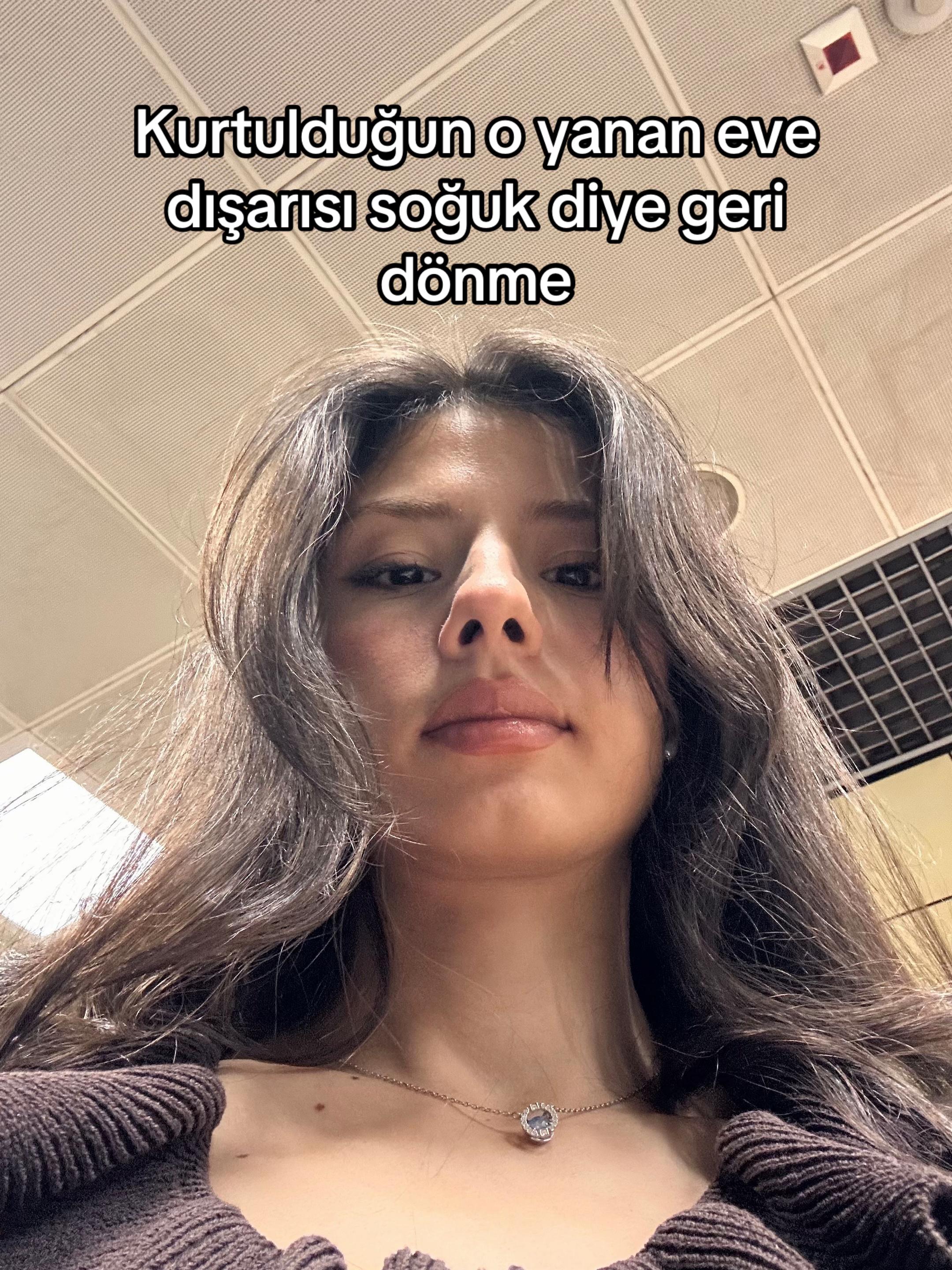 @Kübra Duman