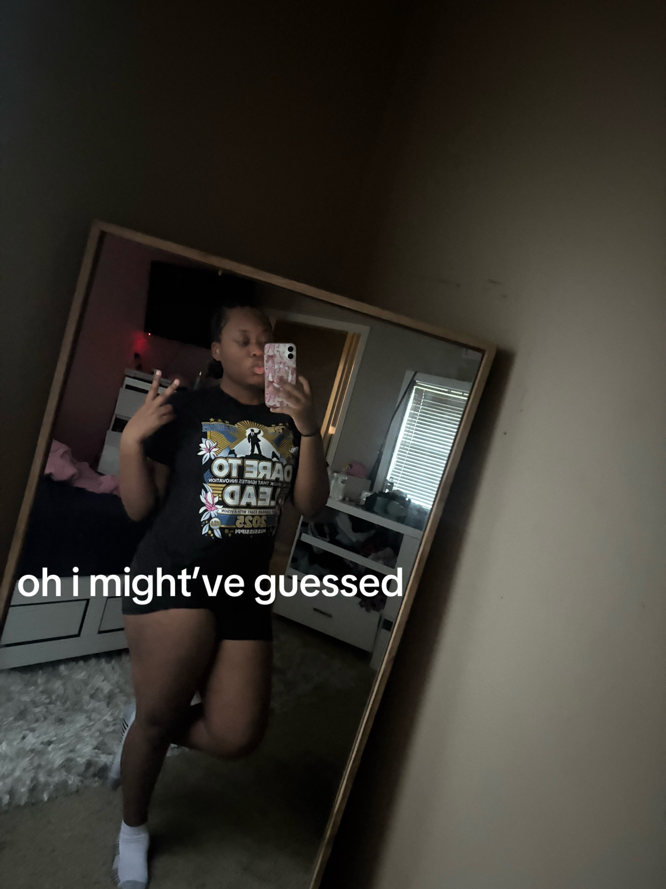 @jayla.