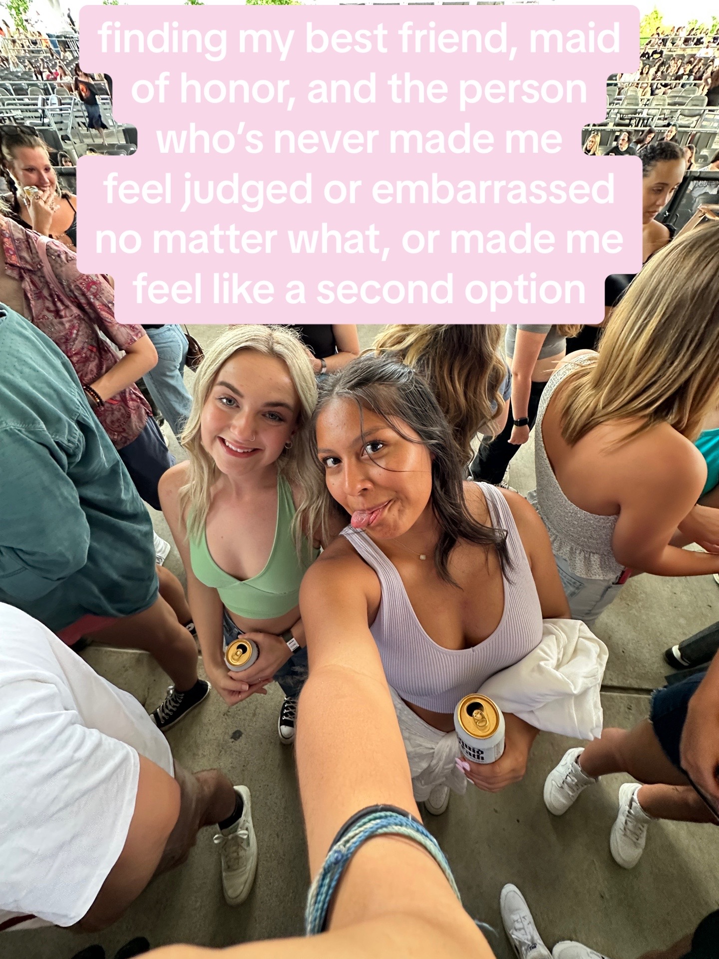 @claudia!