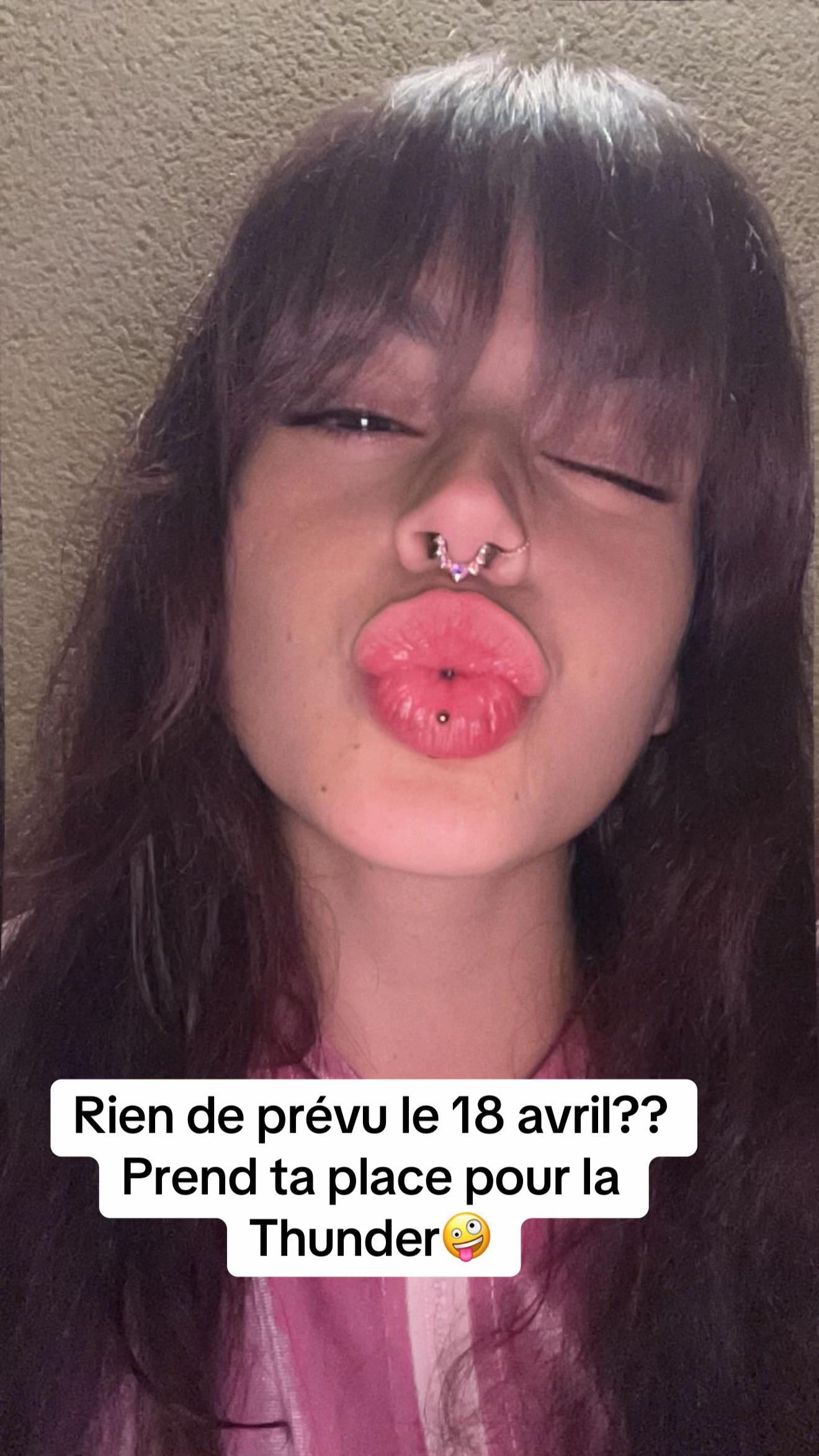 @🩷Mae_vaa🦘