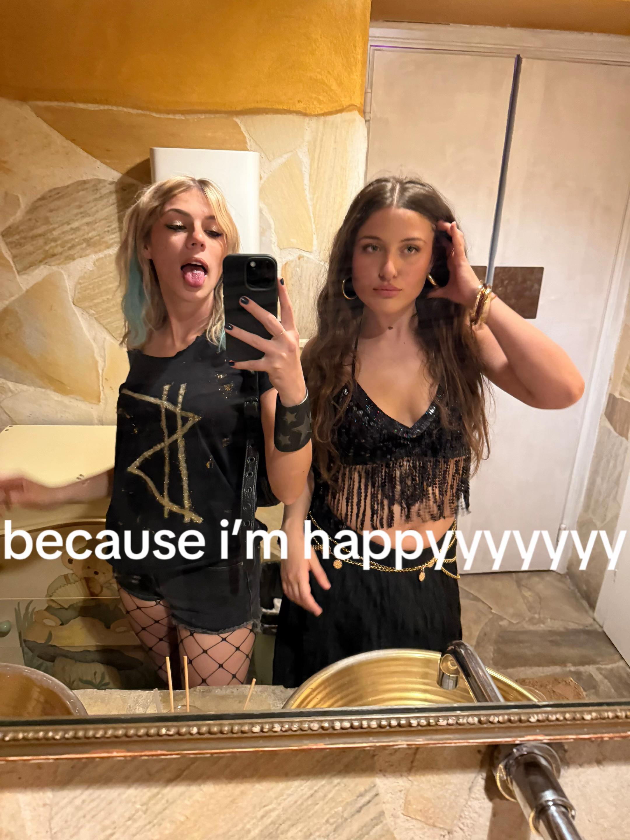@sofiaaa