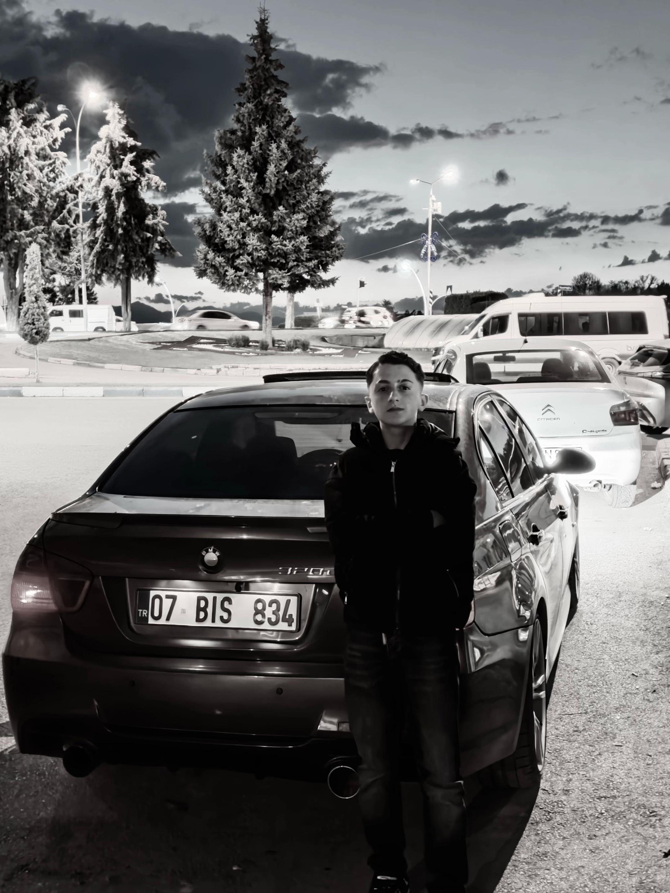 @YASİN ÖZELLER 