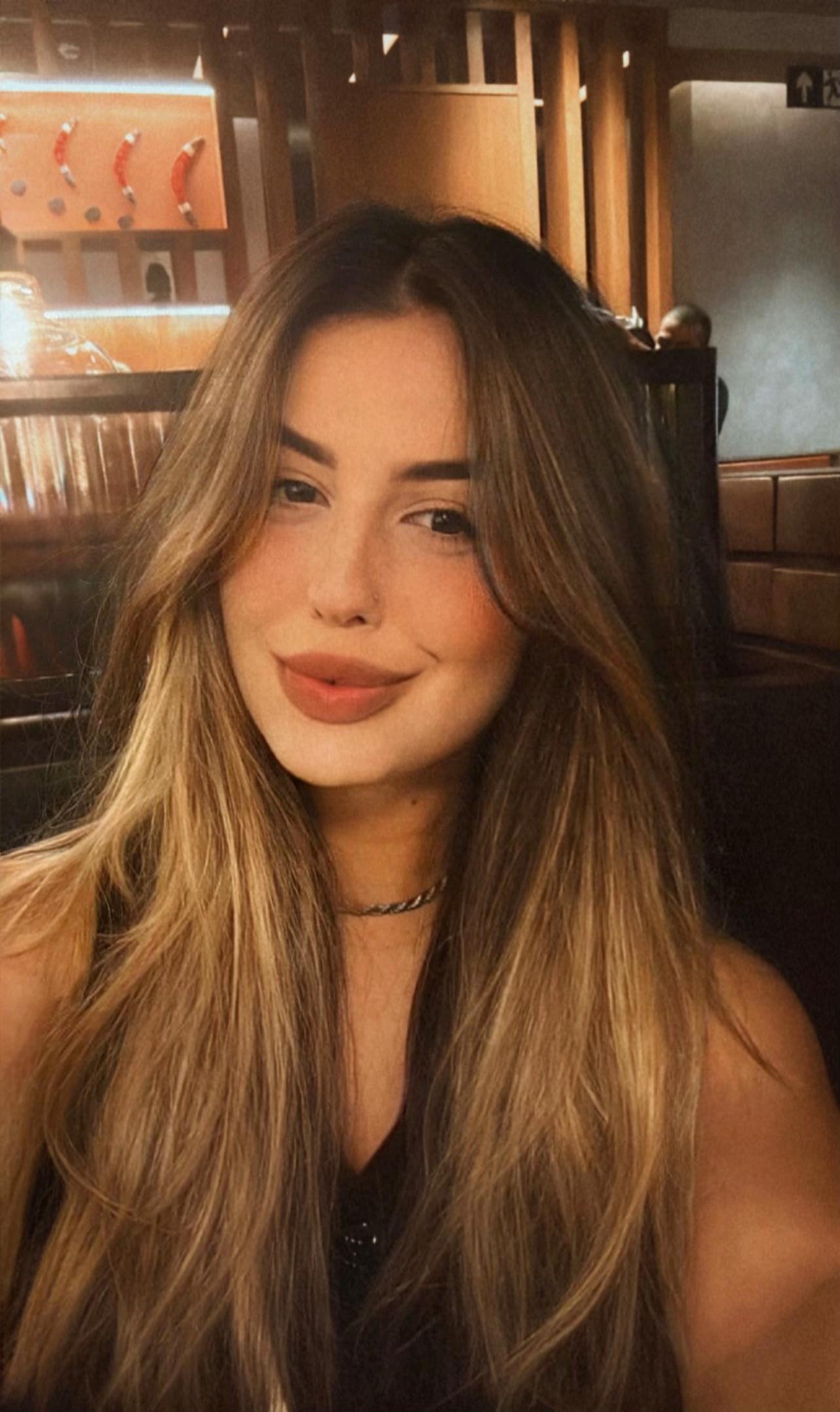 @Júlia Linhares