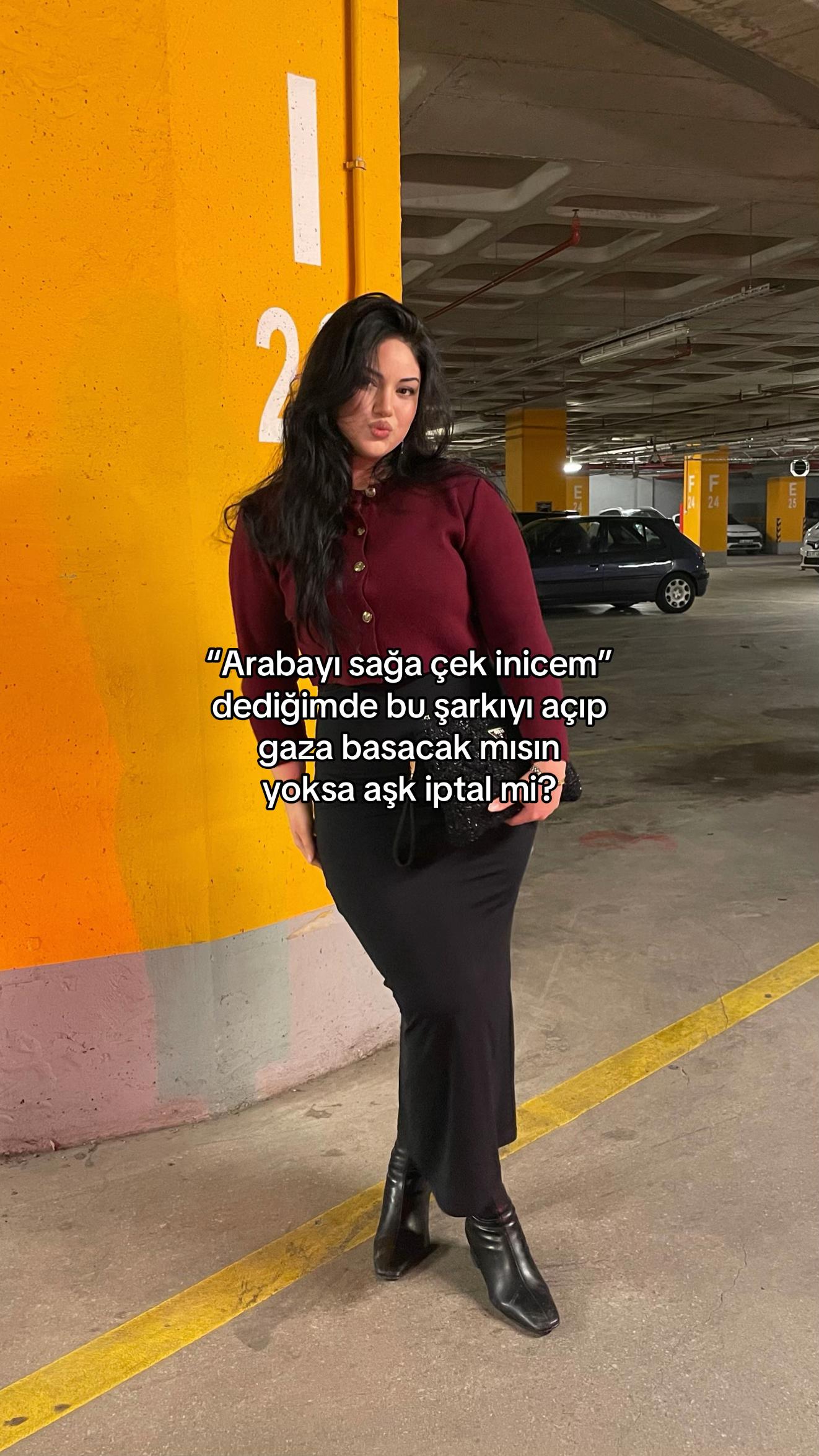 @ℳℰℒℐ̇𝒦ℰ