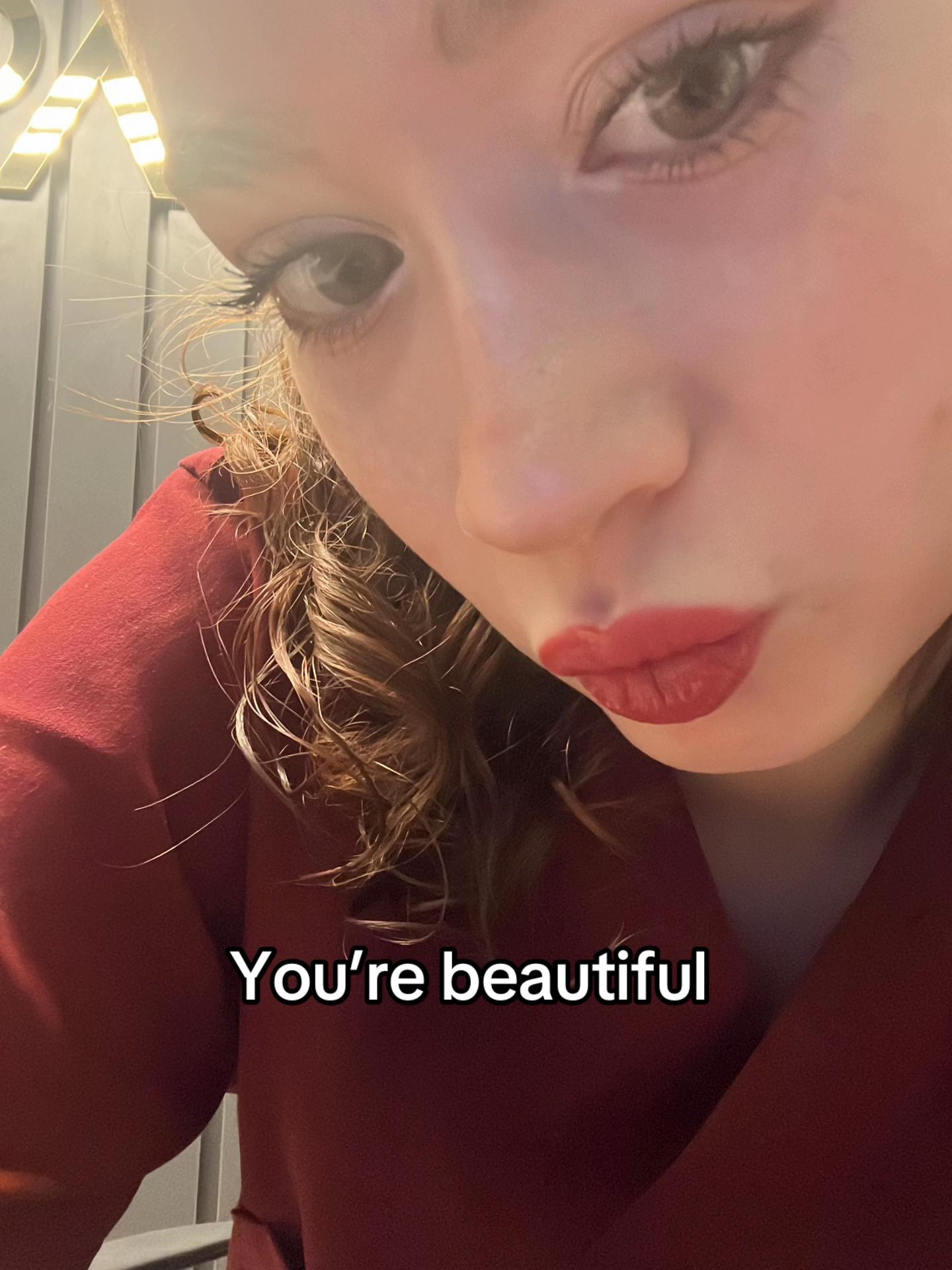@Elis