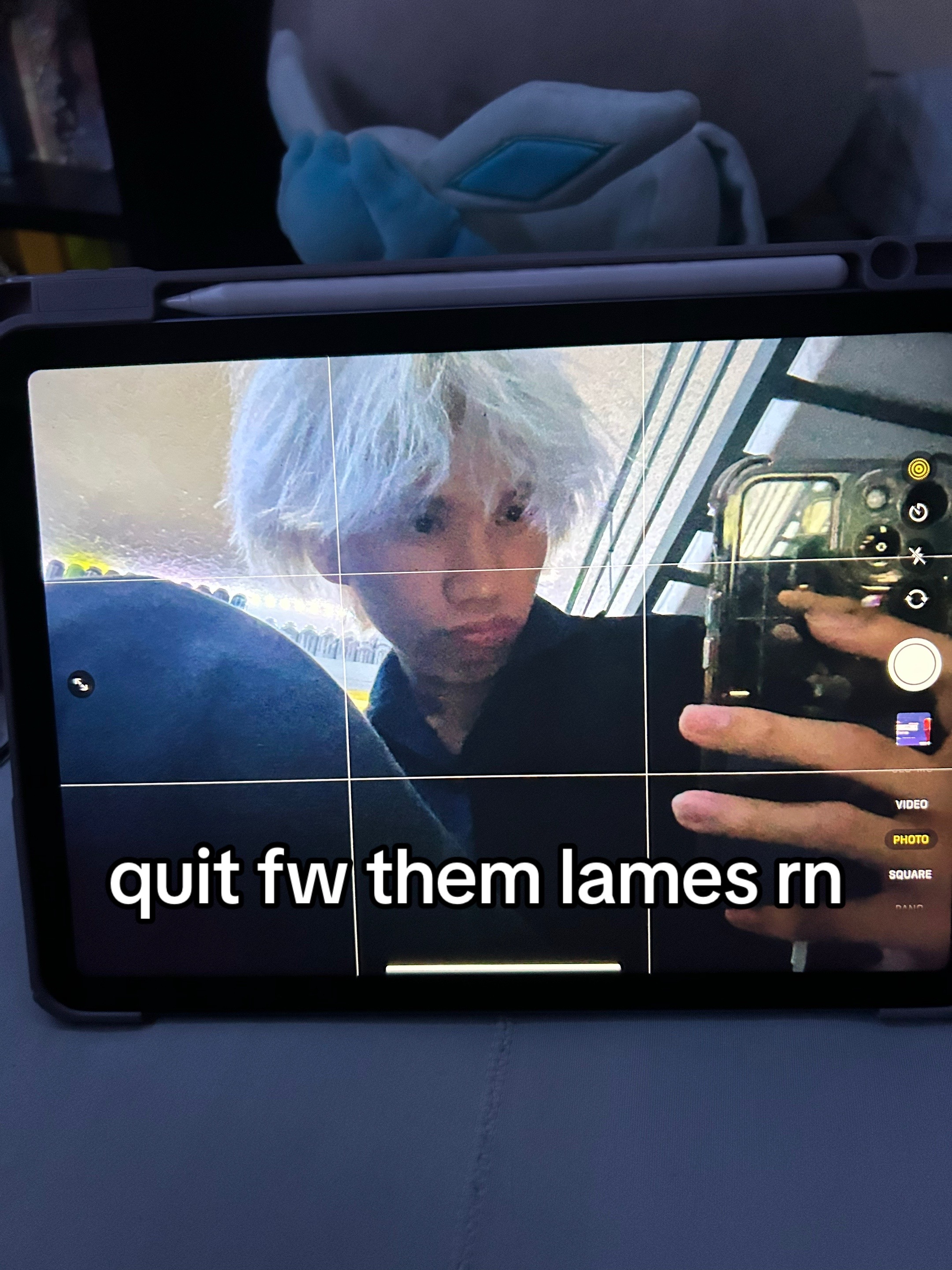 @🖤