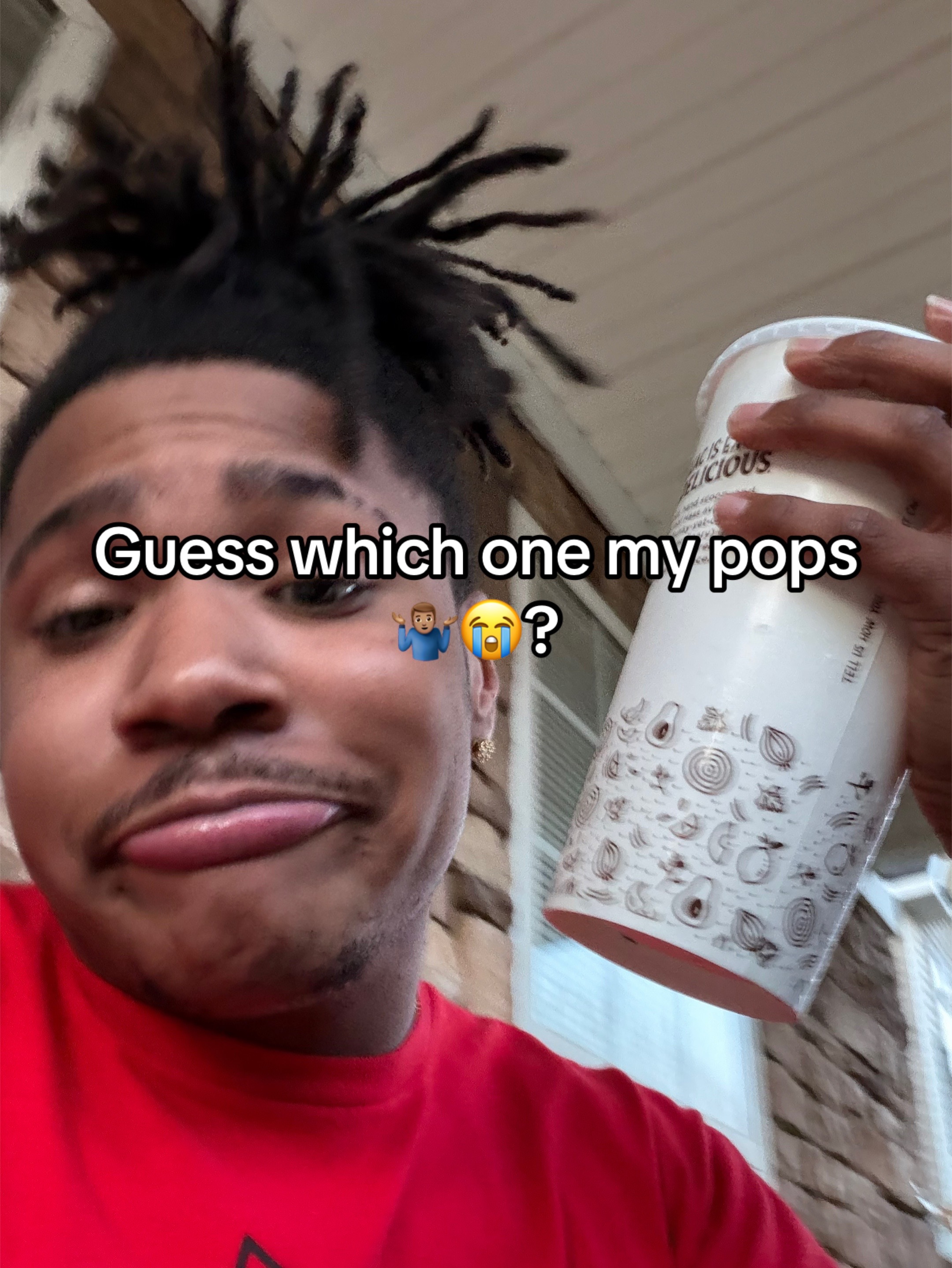 @WhoCountro