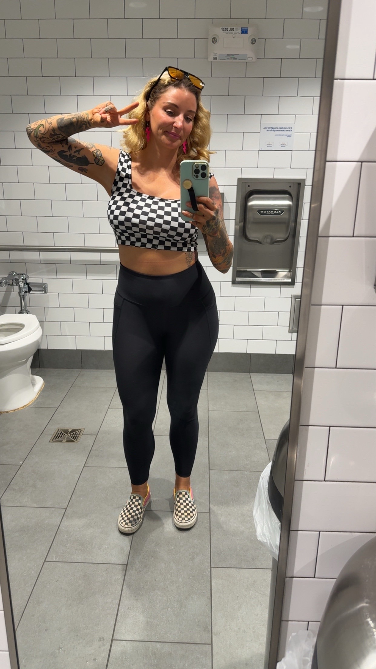 @sarah3dee⚡️