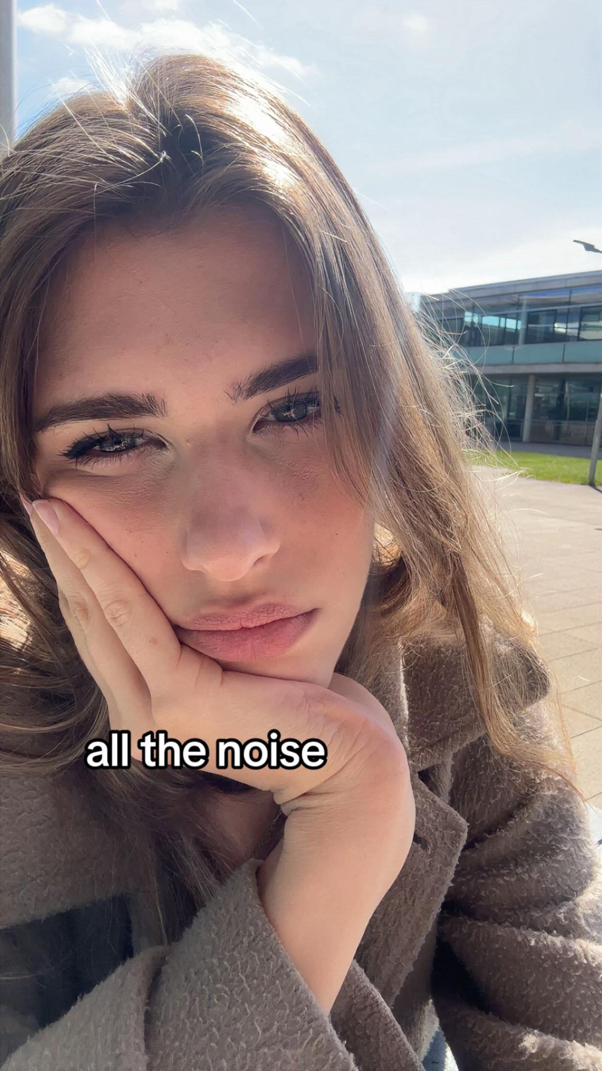 @🫧