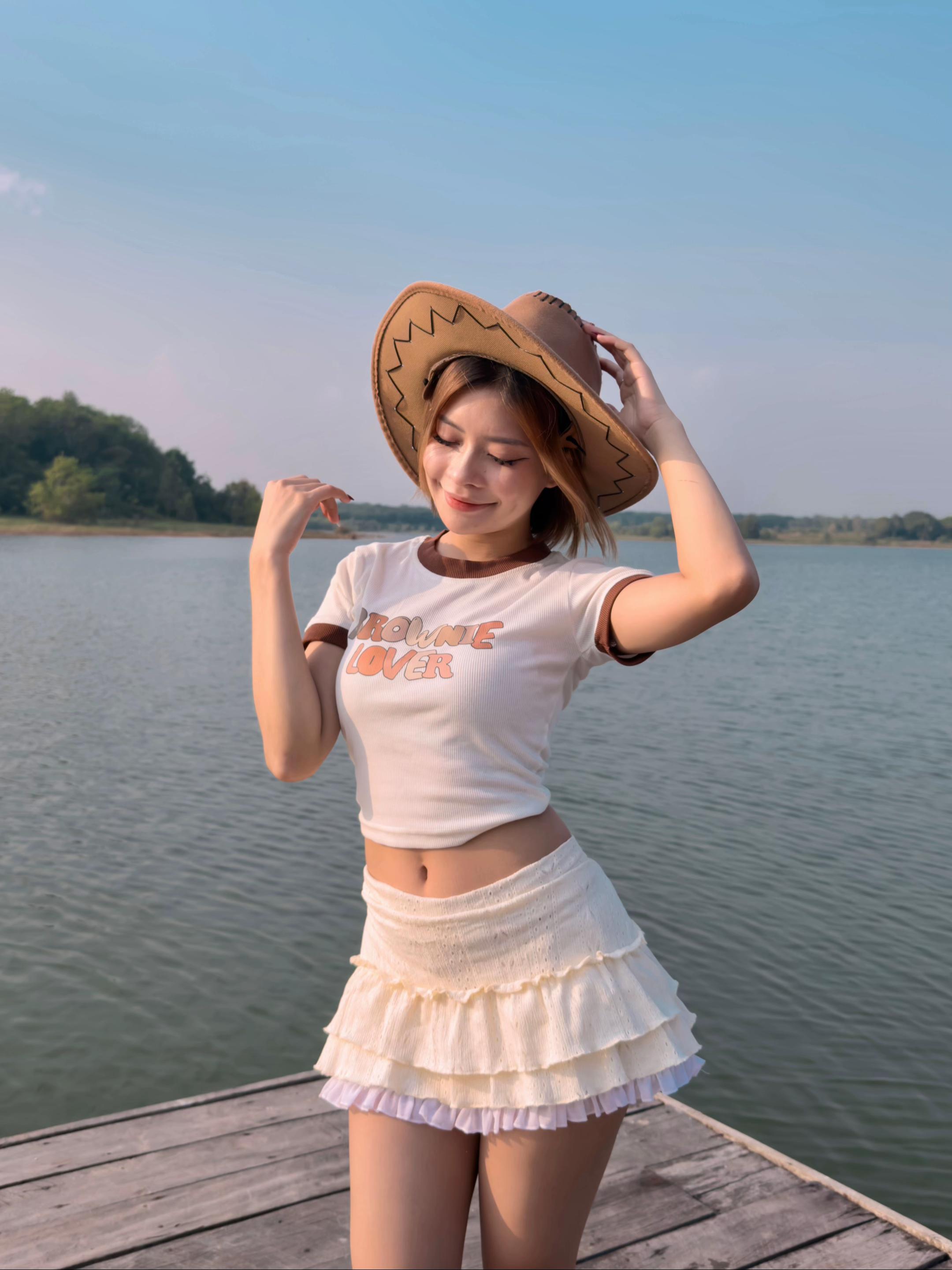 @Yunnie-ယွန်းနီ