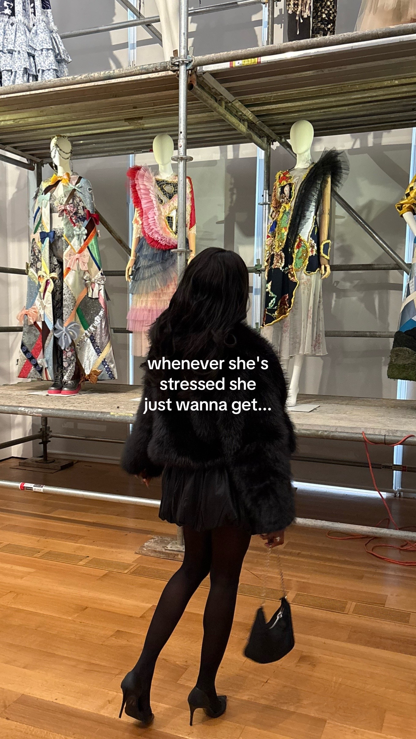@NiyaNextDoor