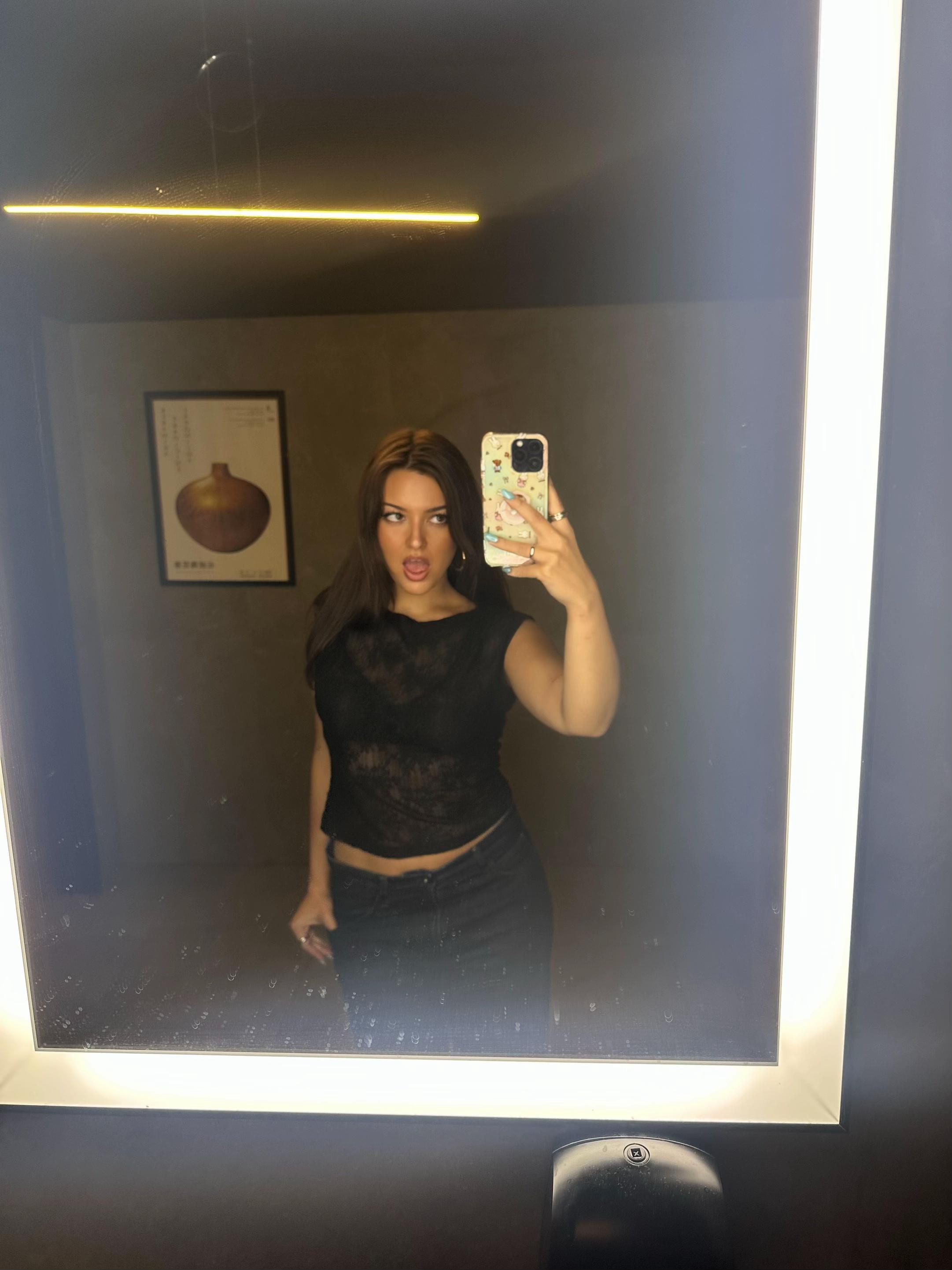 @𝙂𝙖𝙗𝙧𝙞𝙚𝙡𝙚 ♡