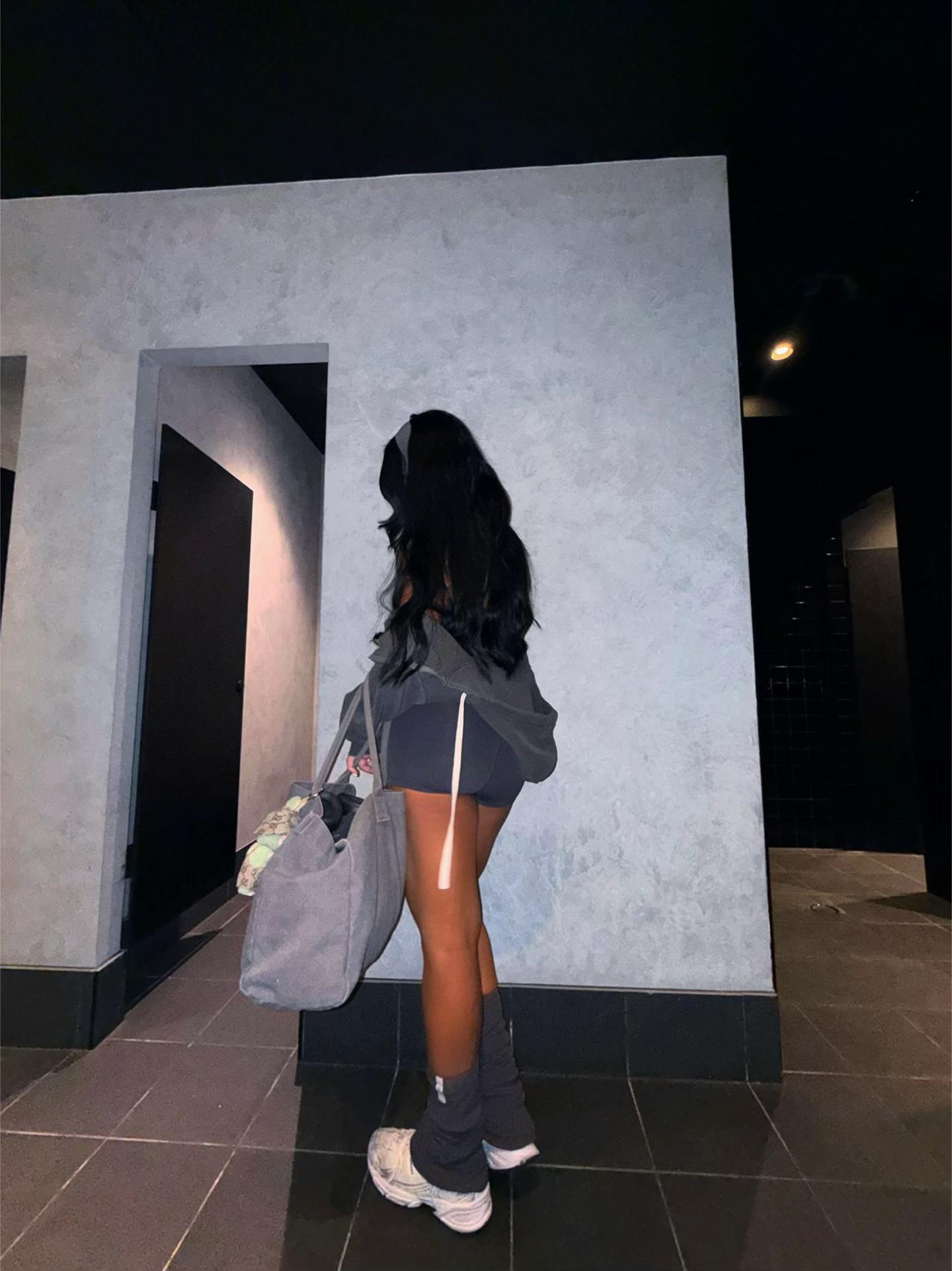 @movewithamk ♡