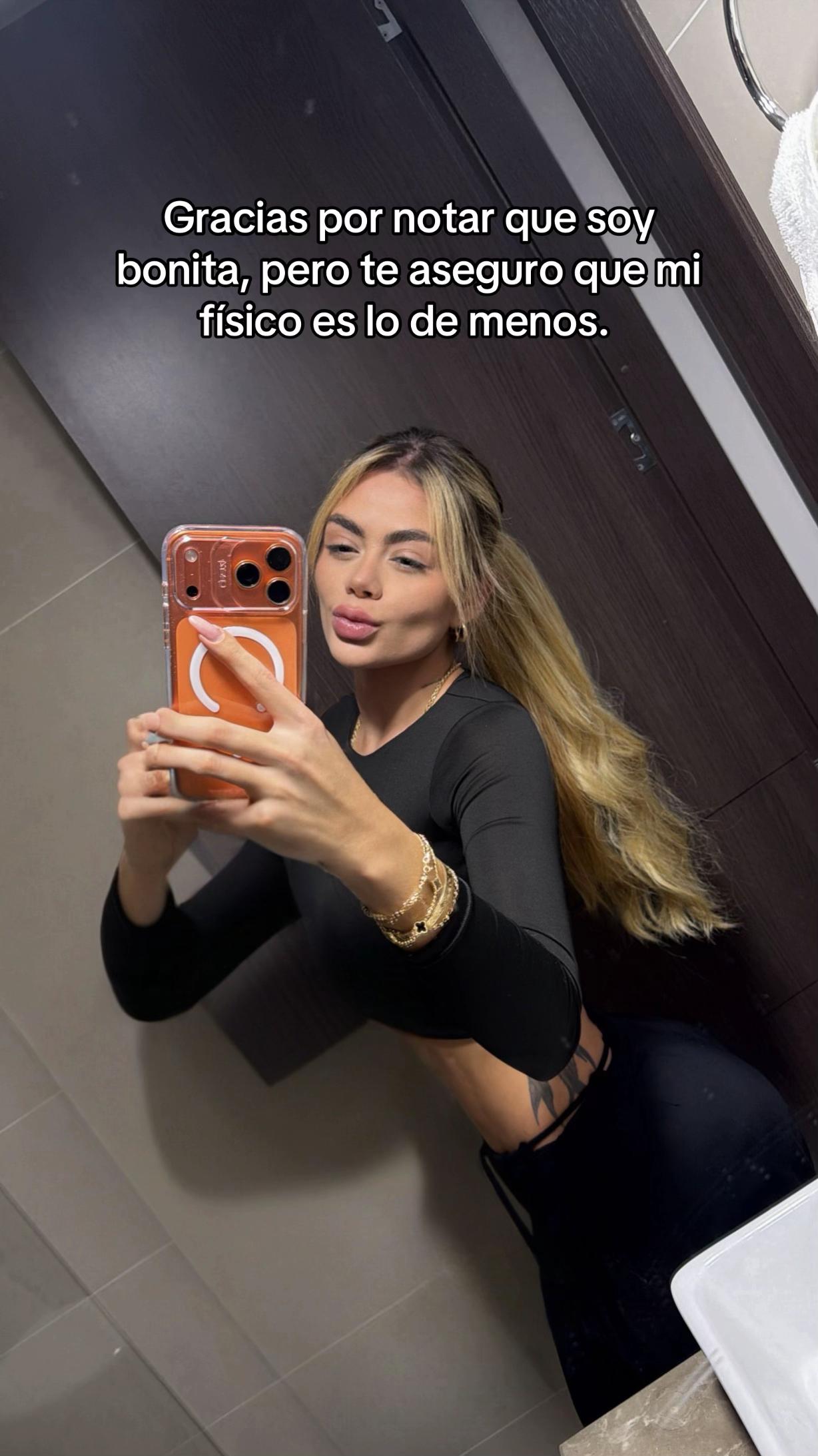 @Daniela Nova🖤