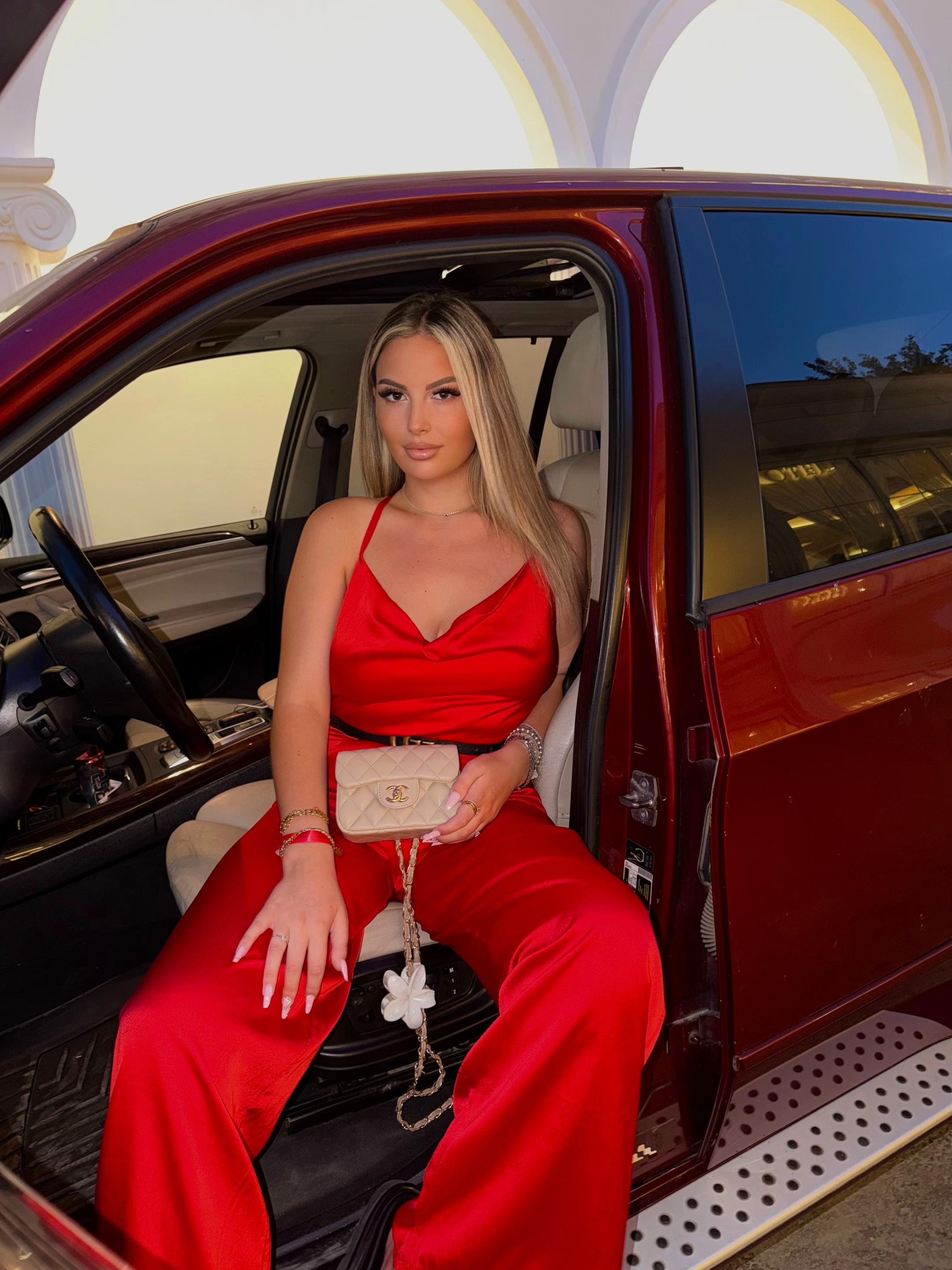 @Eliza🇦🇱