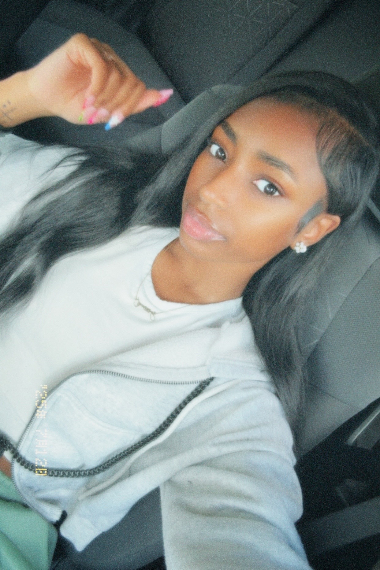 @iyanaamonett