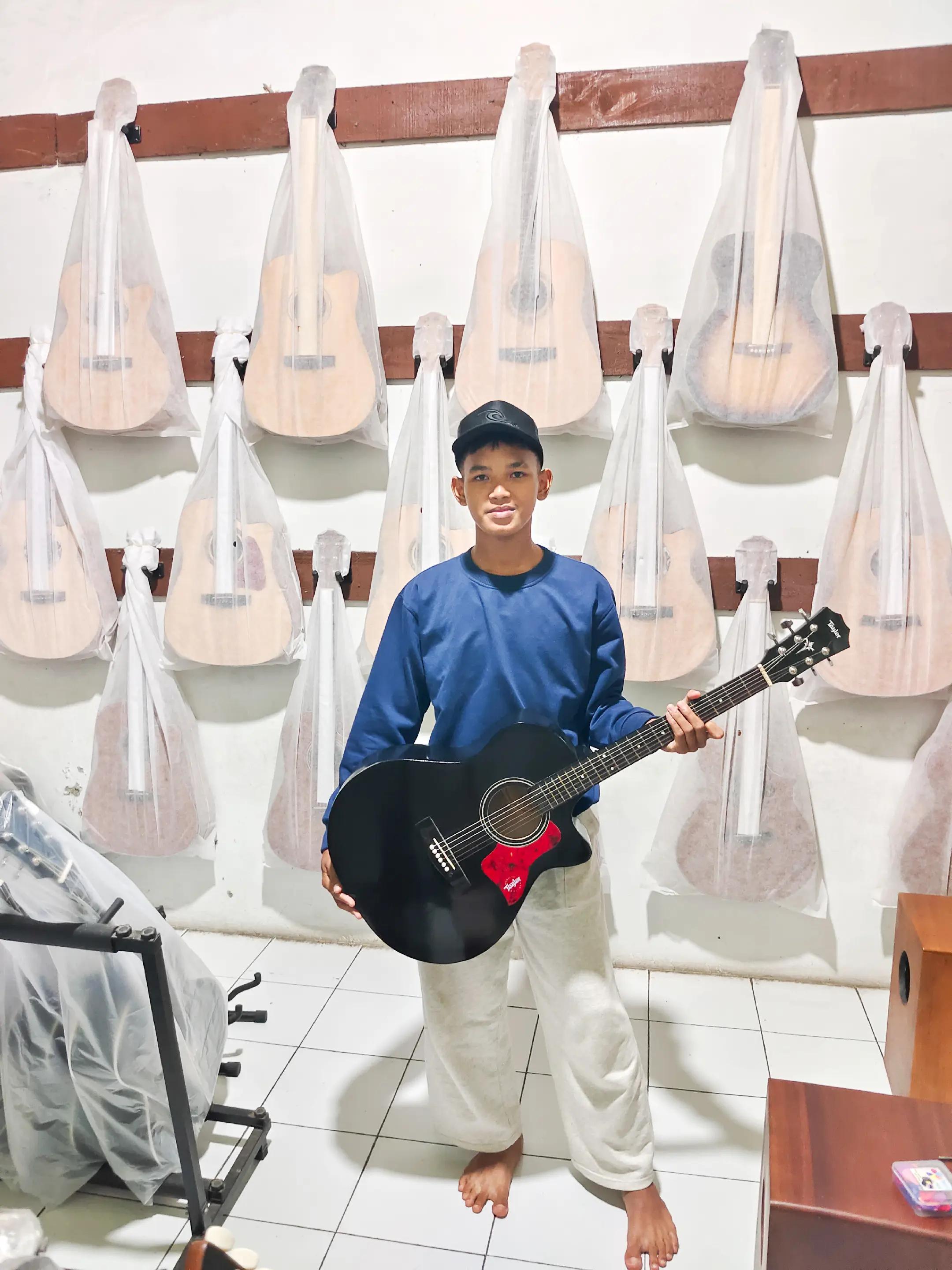 @Hanung Gitar Purwakarta