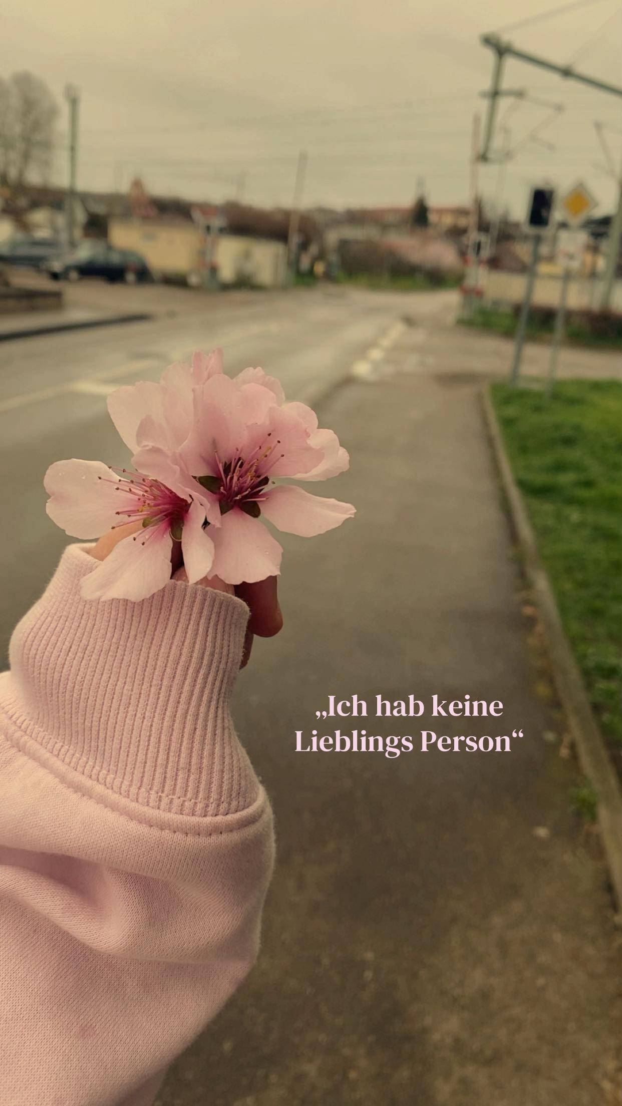 @Leana✞