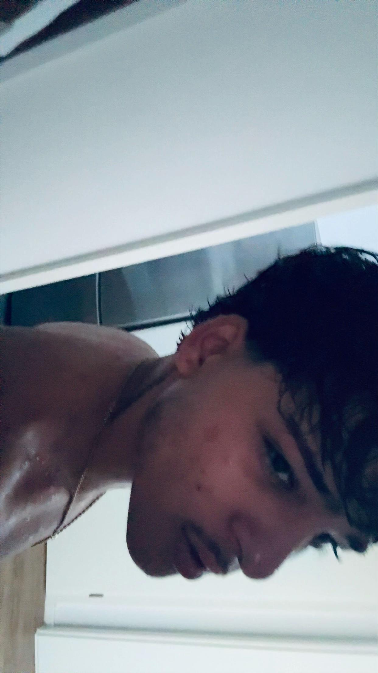@Koraay