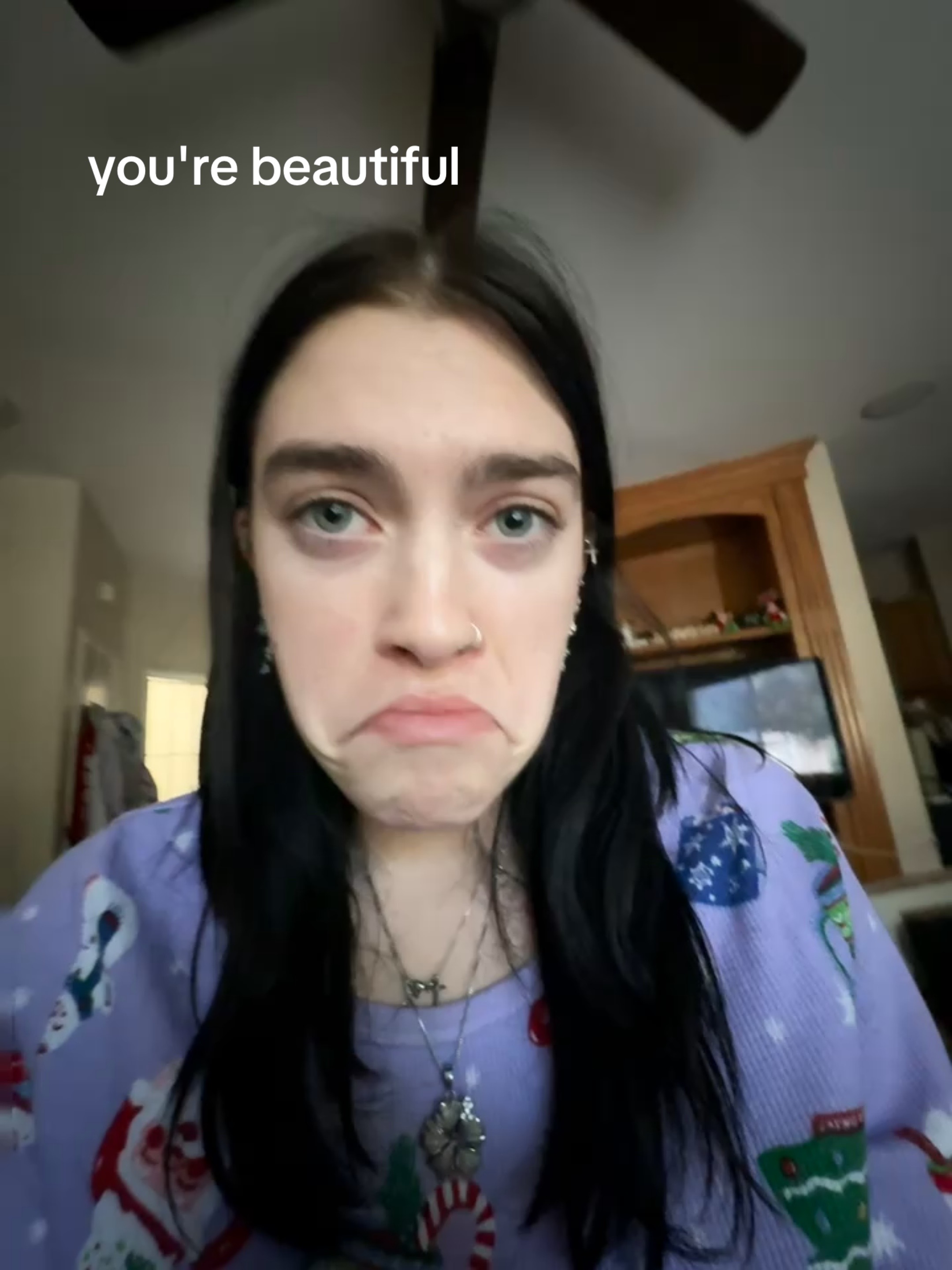 @julia.carson