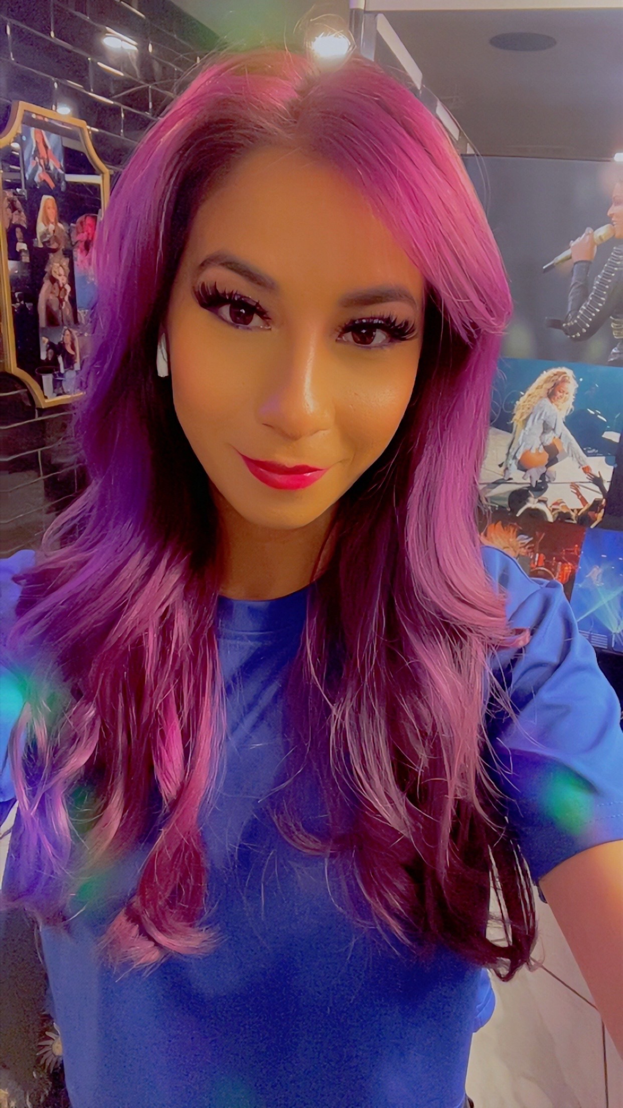 @Zombiee 🧟&zwj;♀️