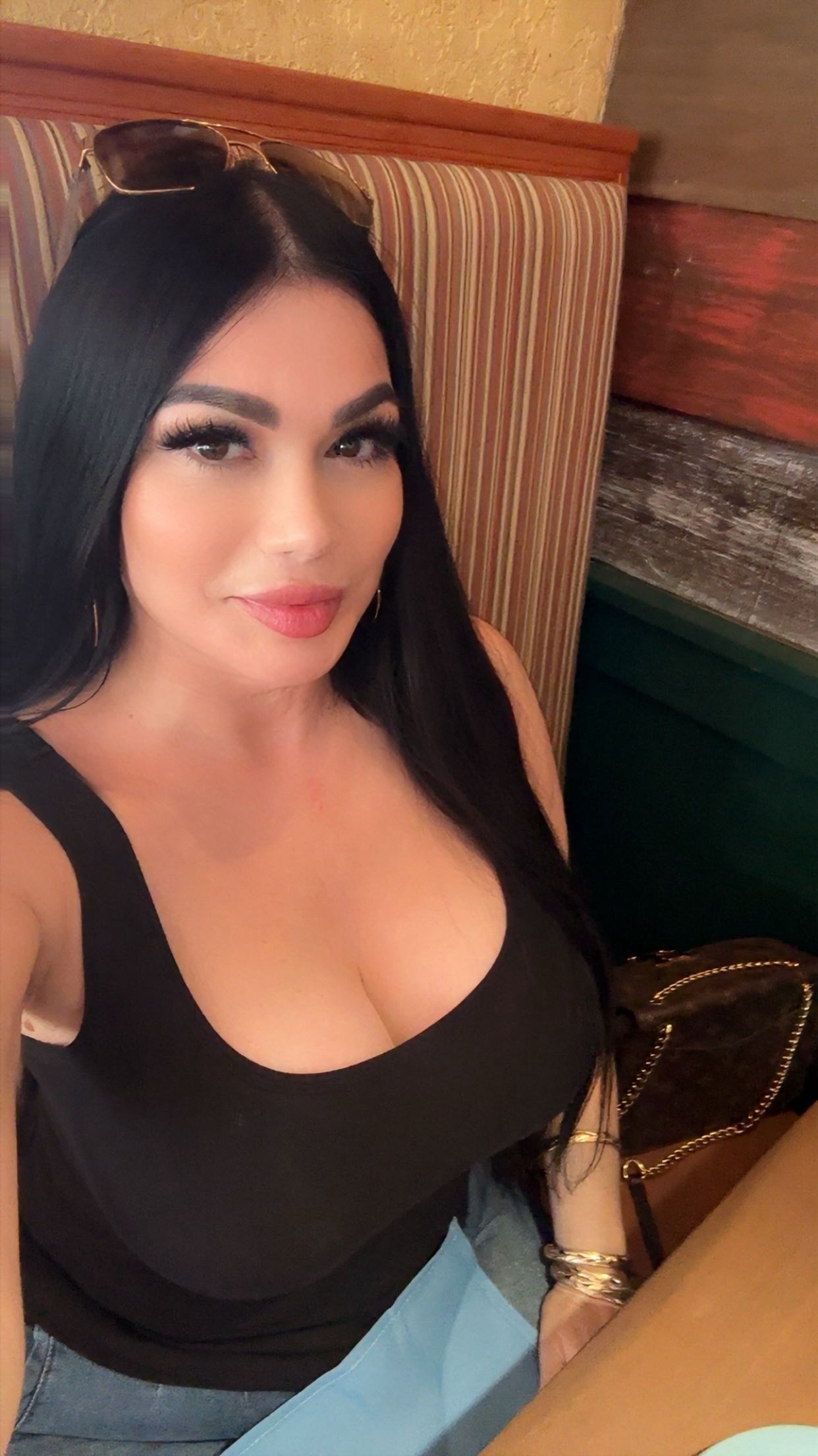 @karlaainley