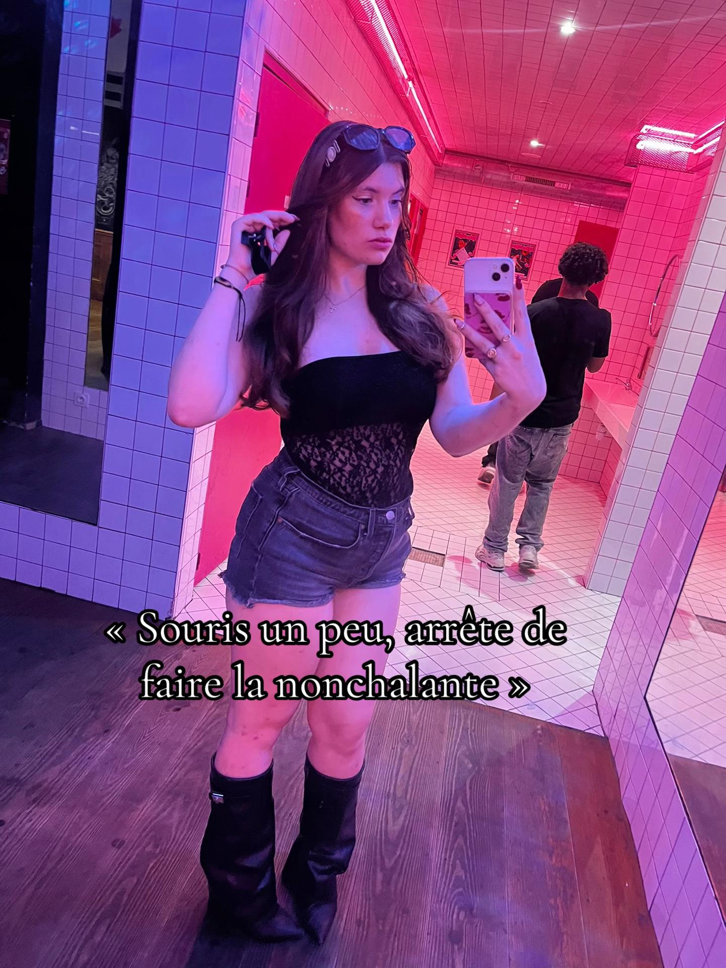 @🪩