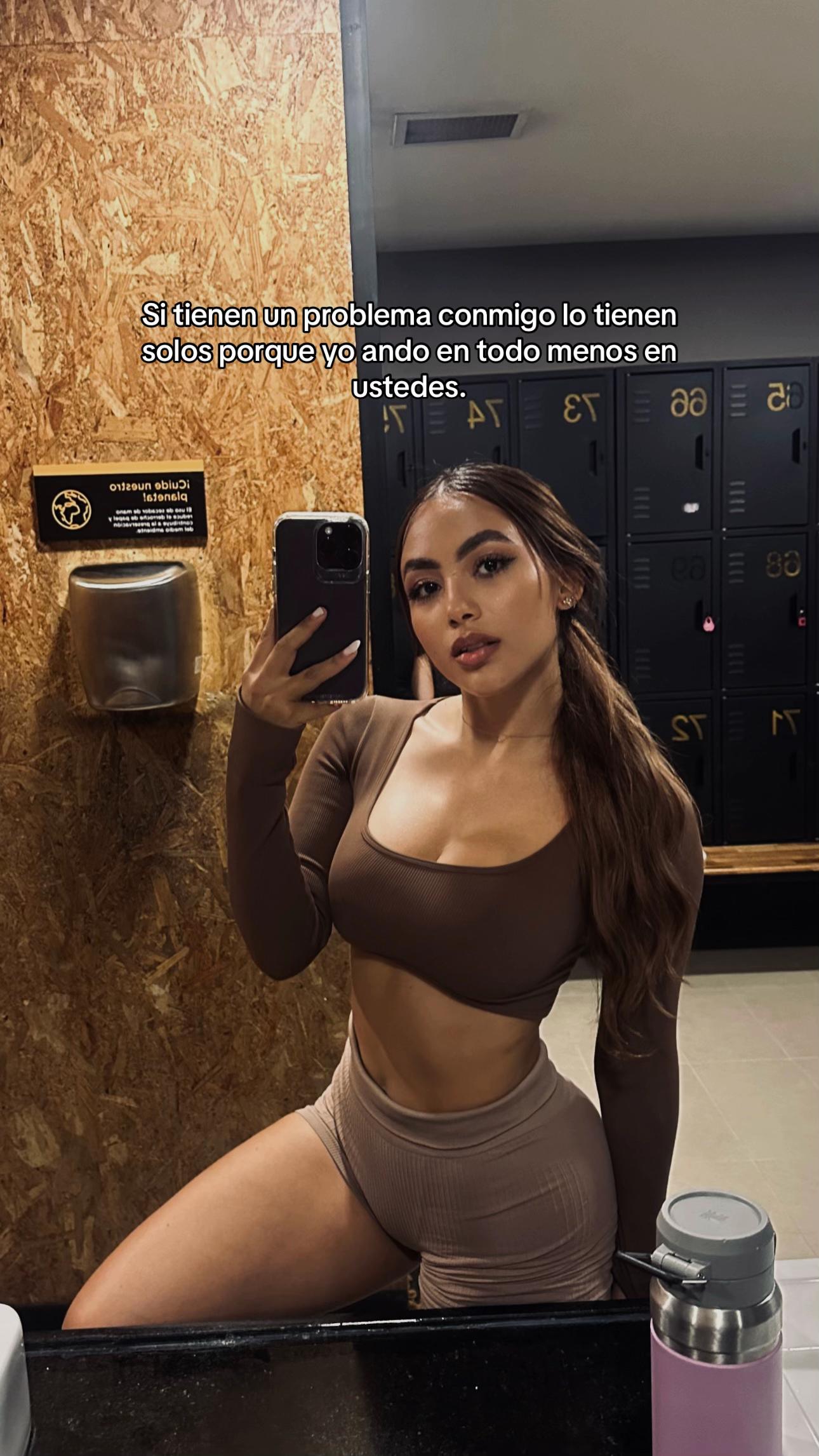 @Lauuu✨💕