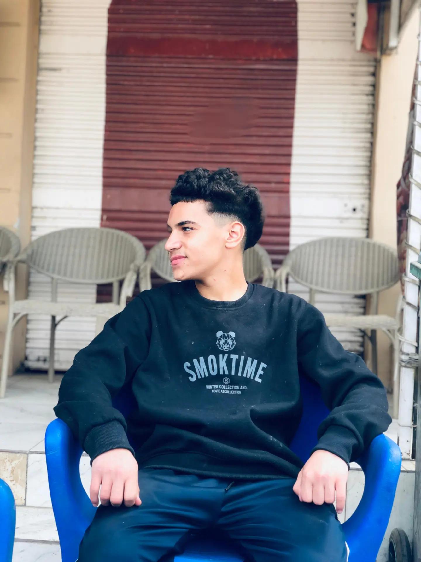@: ﮼الوزا(☝️🖤)"