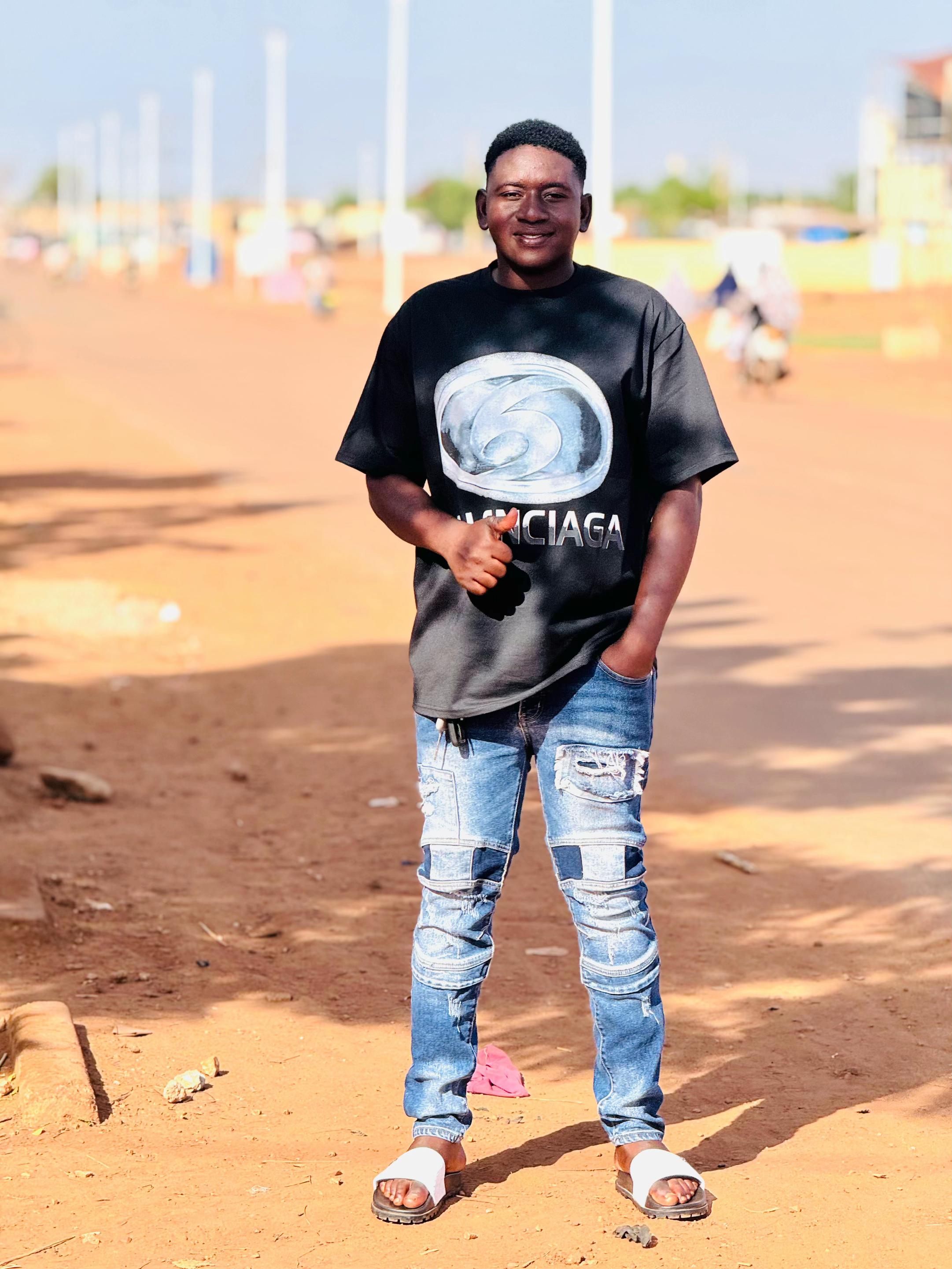 @Fally le lion OFFICIEL