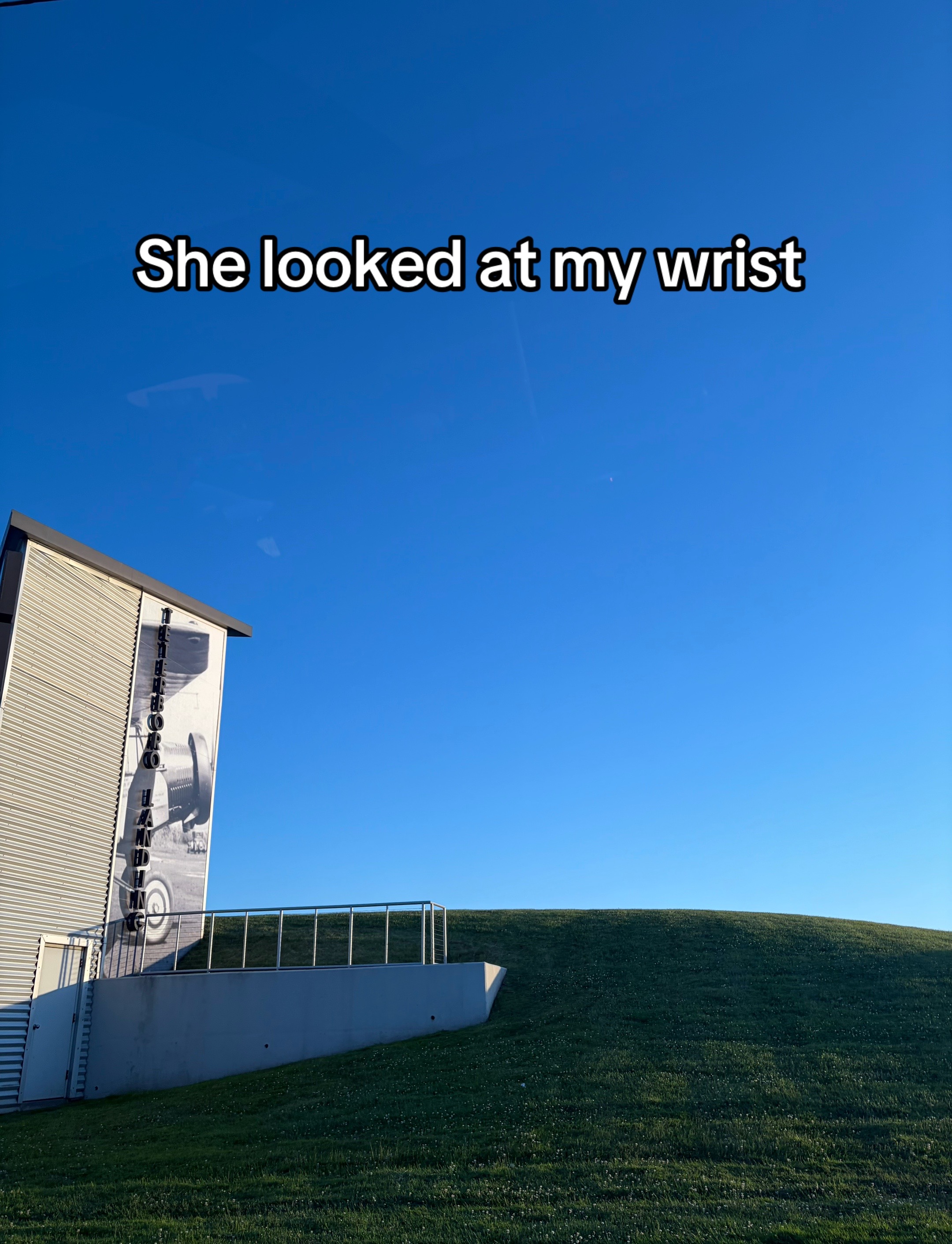 @⃟∞