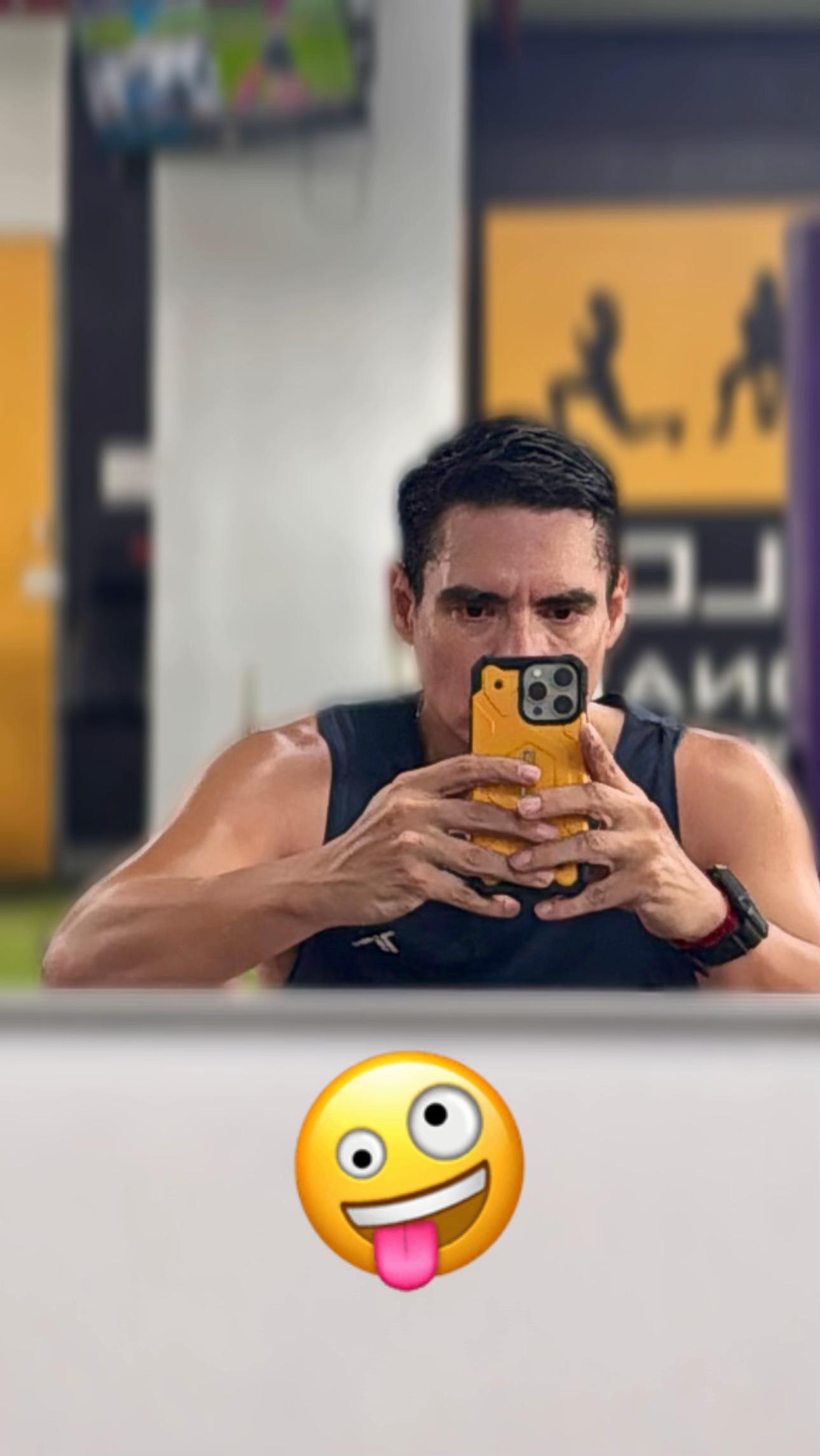 @CR