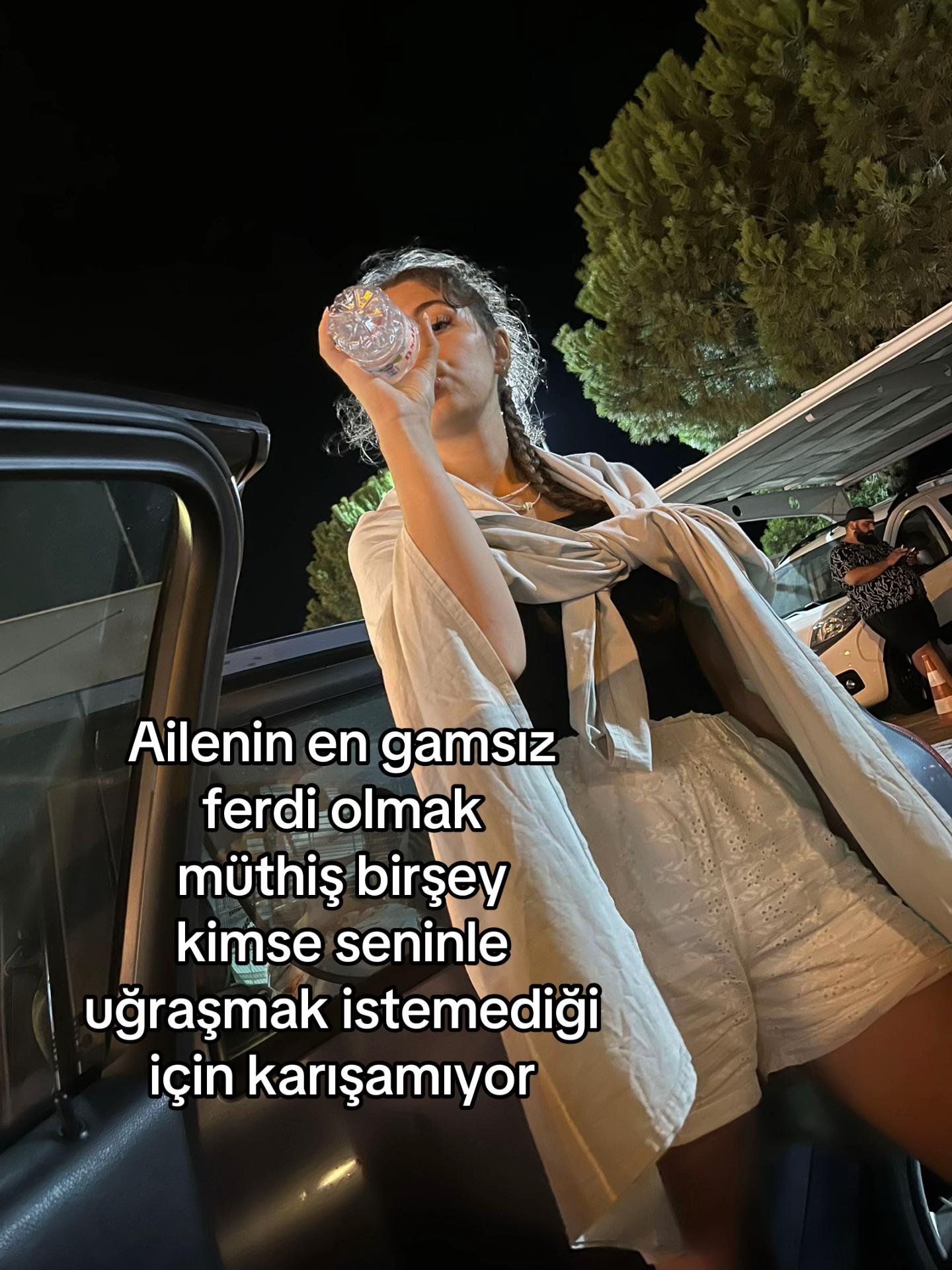 @Eylül Özbek