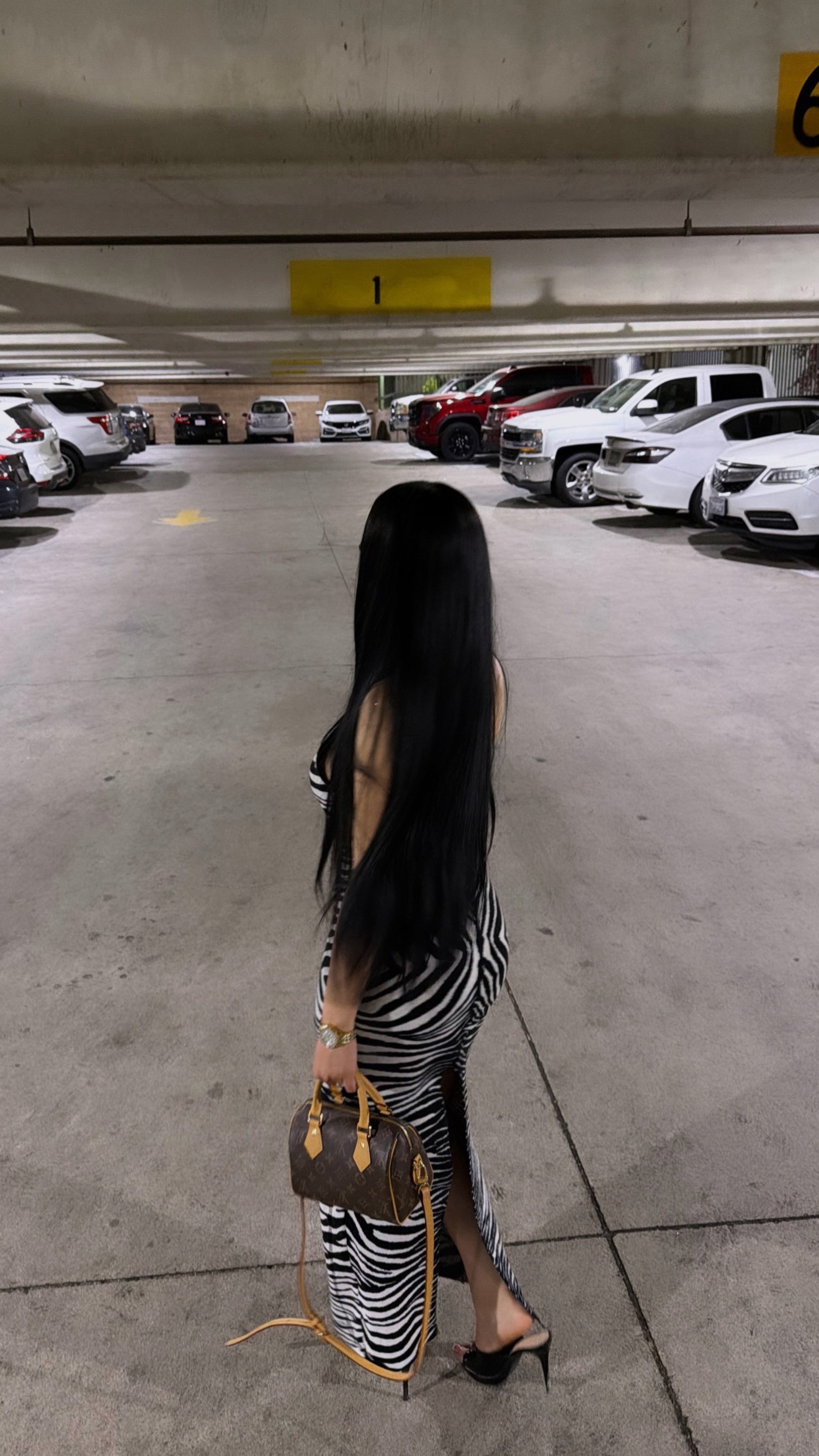 @𝑨𝒏𝒂𝒉𝒊🧁