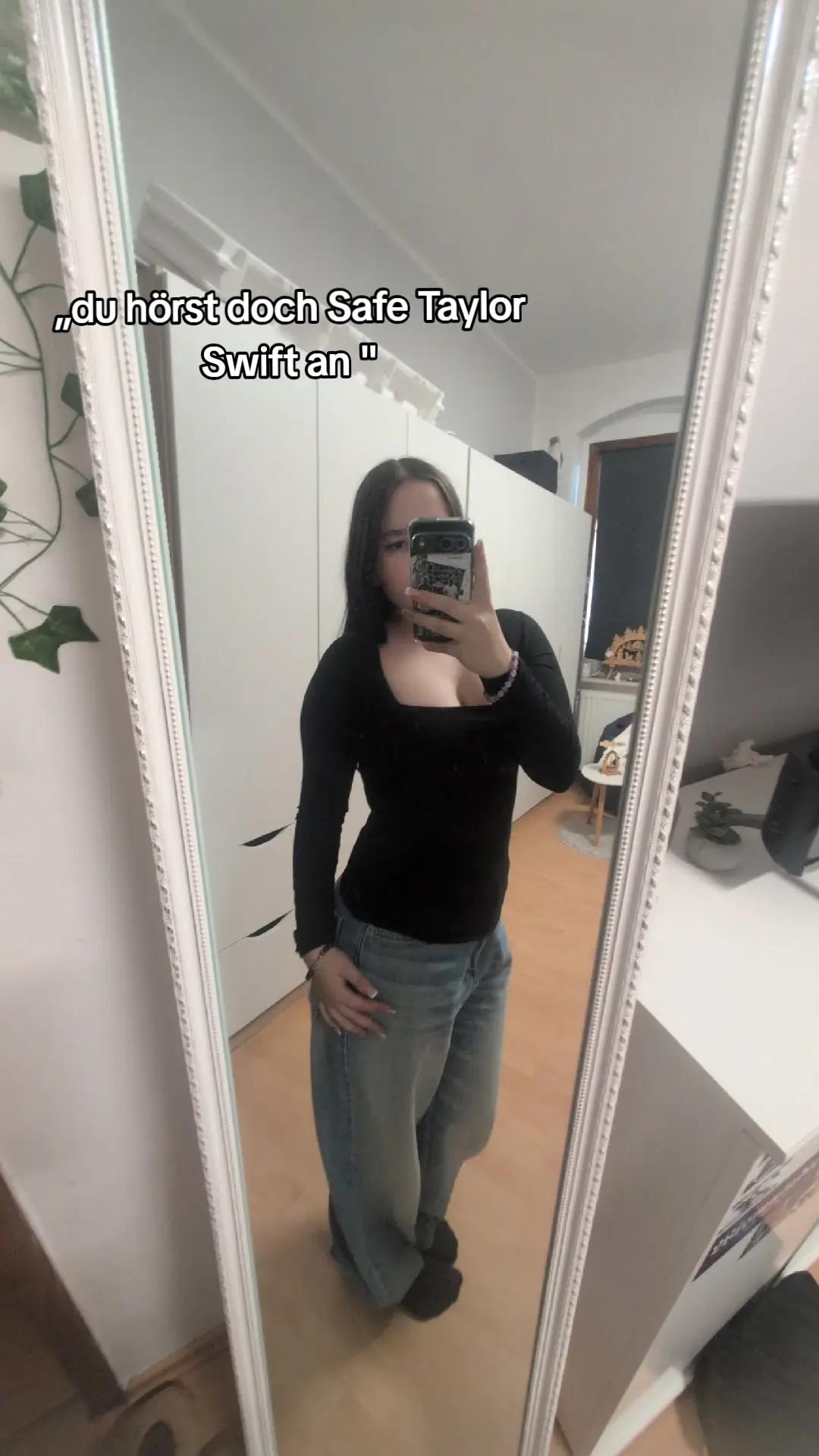 @Mira🕸️
