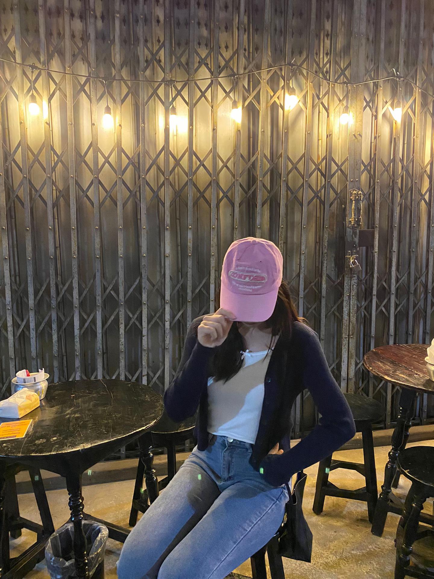 @มอแมวดำา